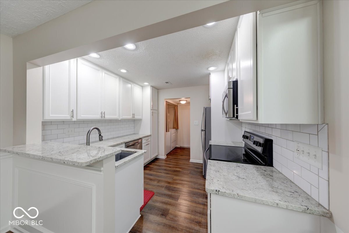 6419 Bayside South Drive