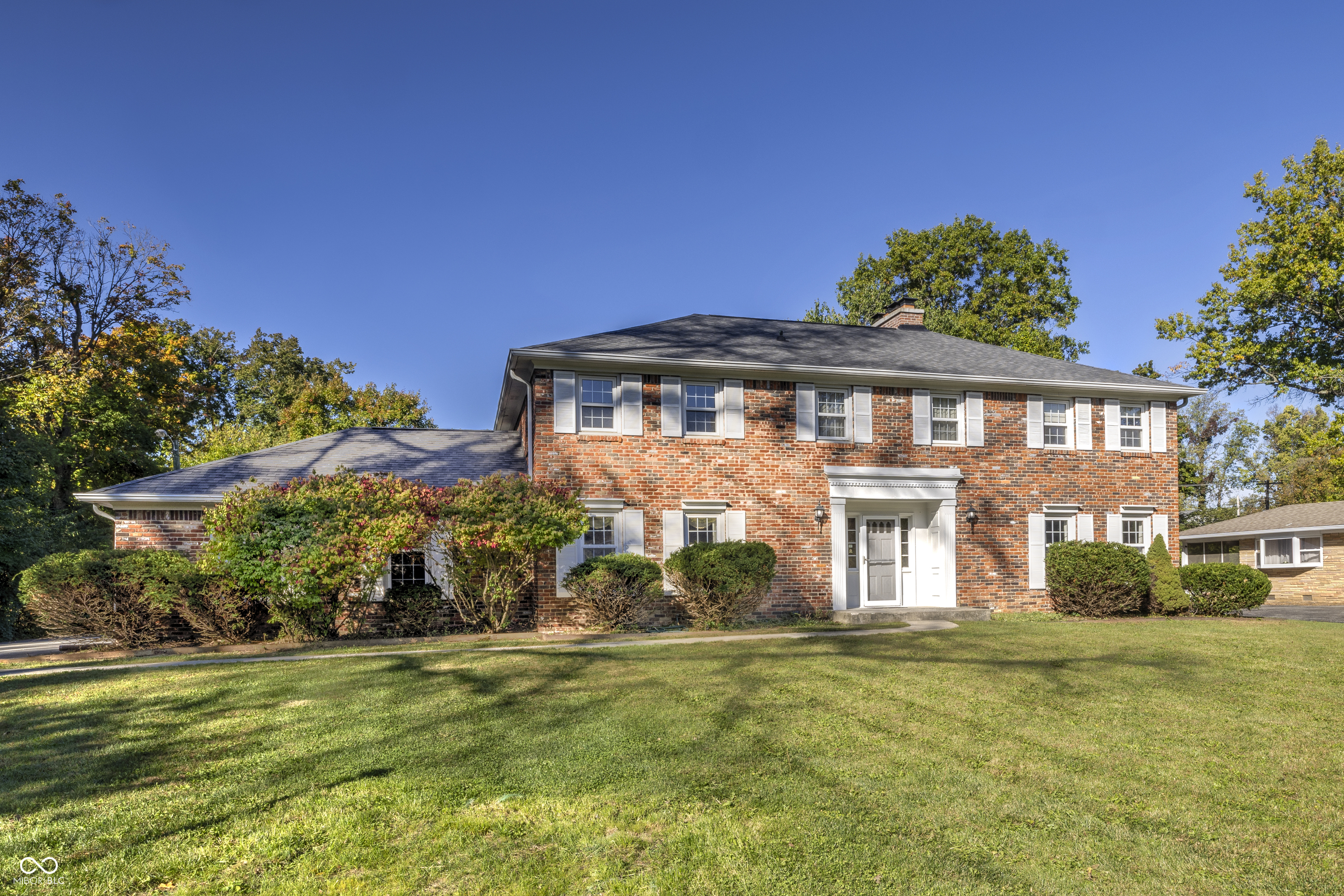 5504 Hawthorne Drive