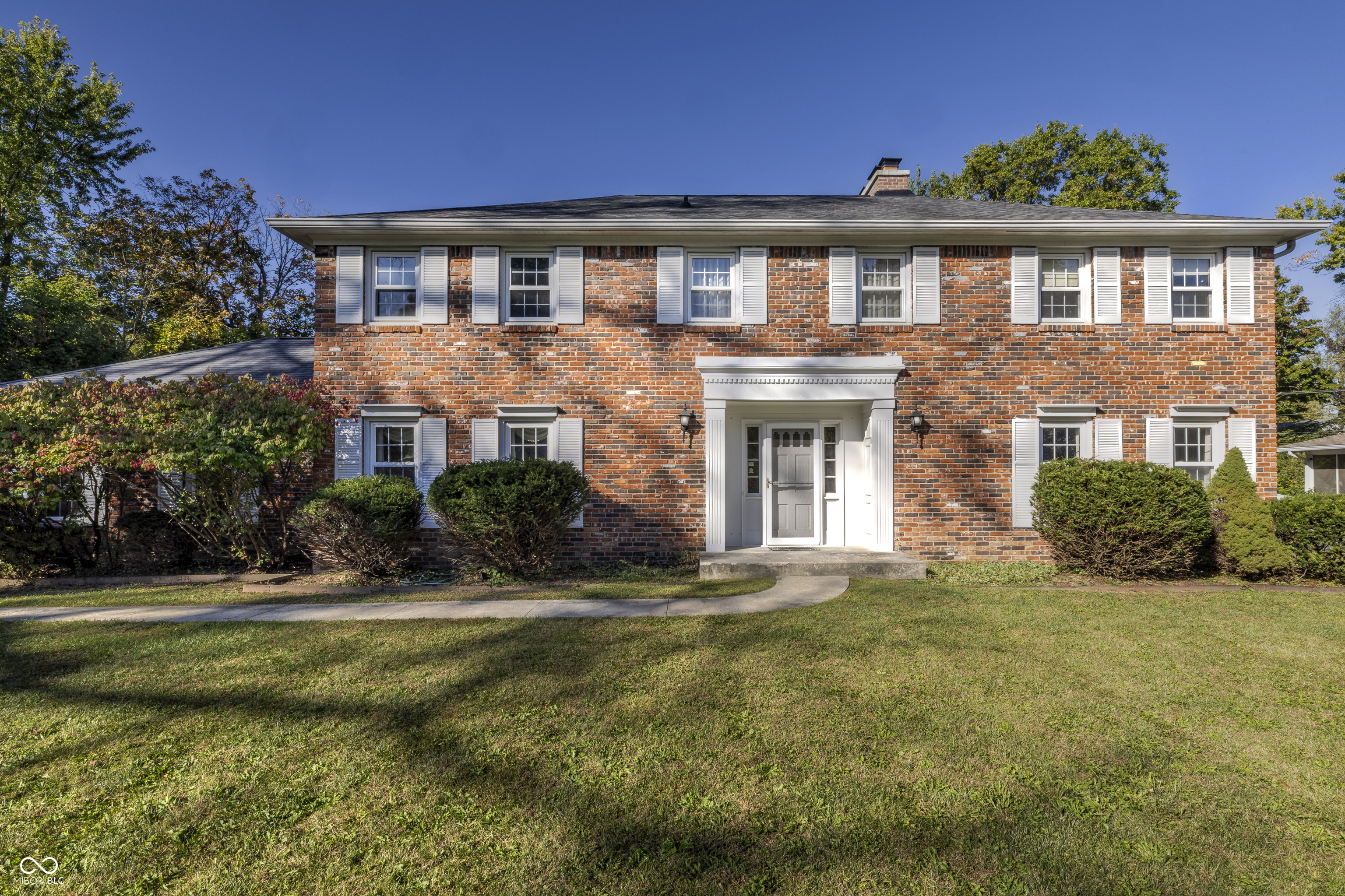 5504 Hawthorne Drive