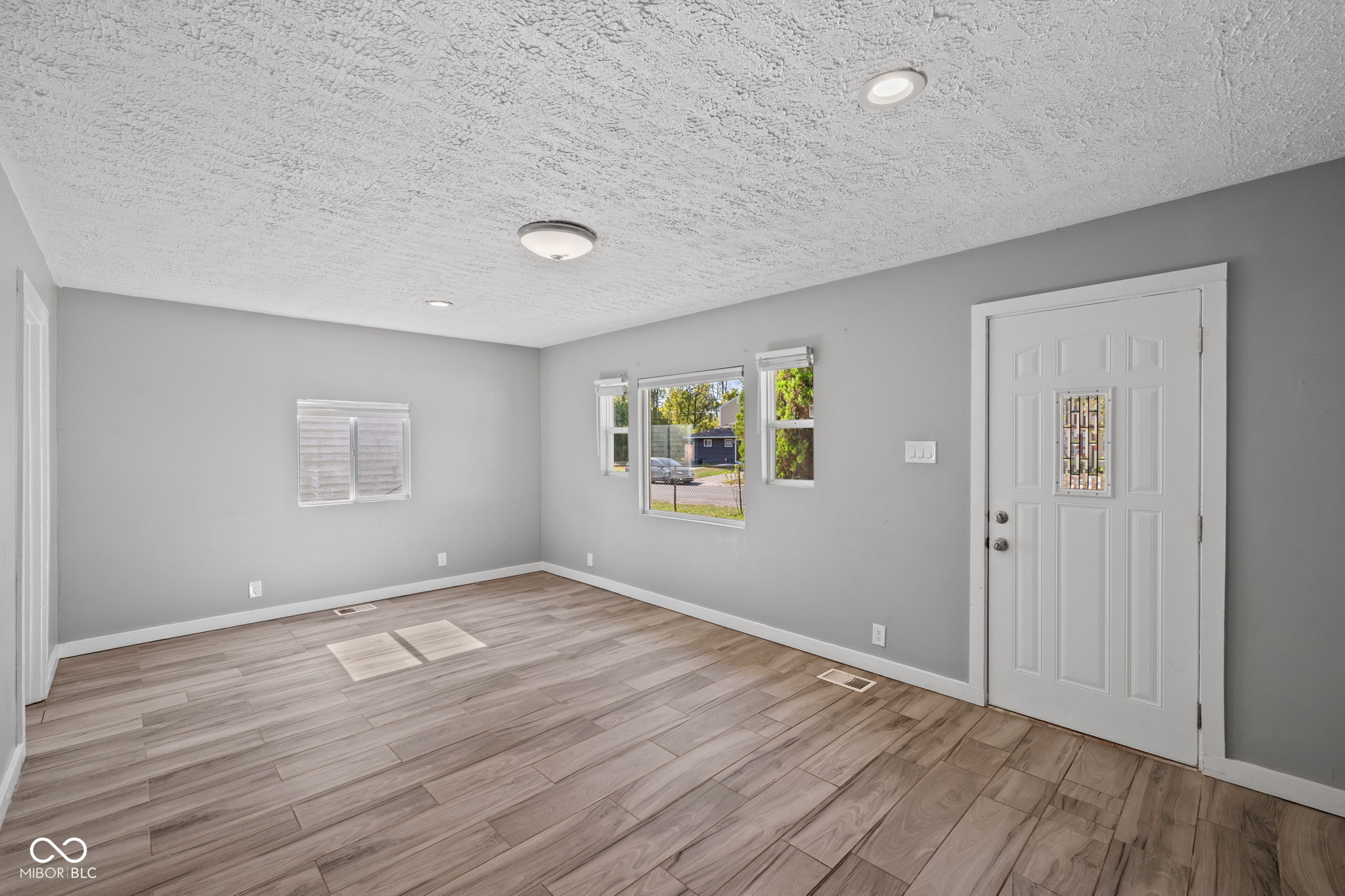 3239 N Colorado Avenue