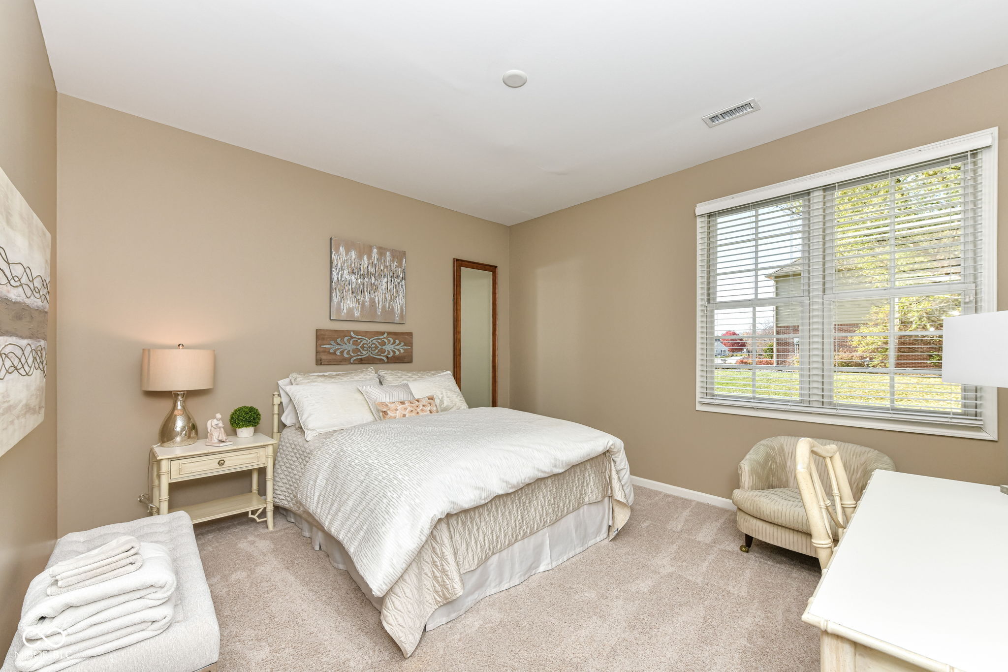 2484 Royal Boulevard