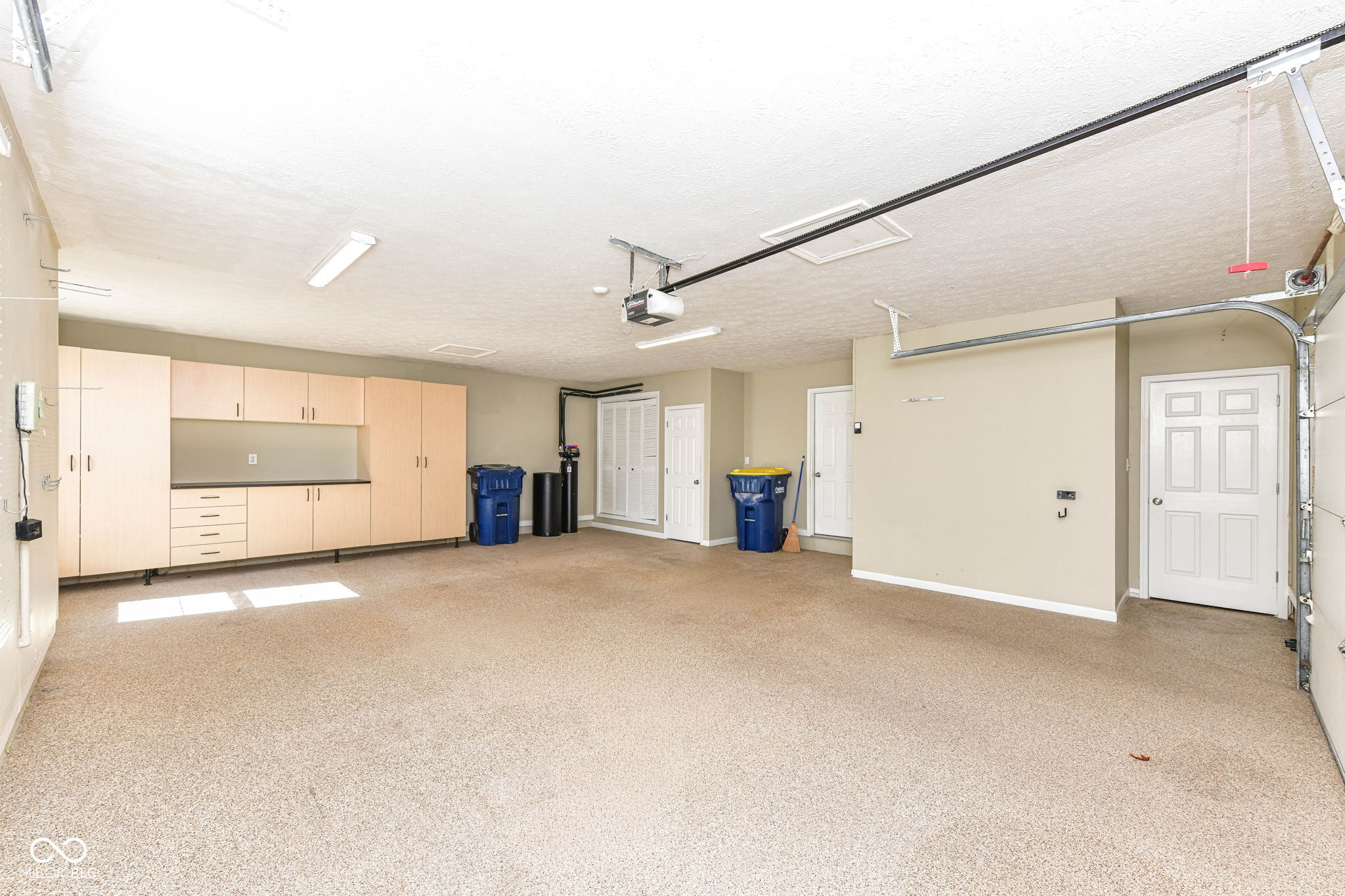 2484 Royal Boulevard