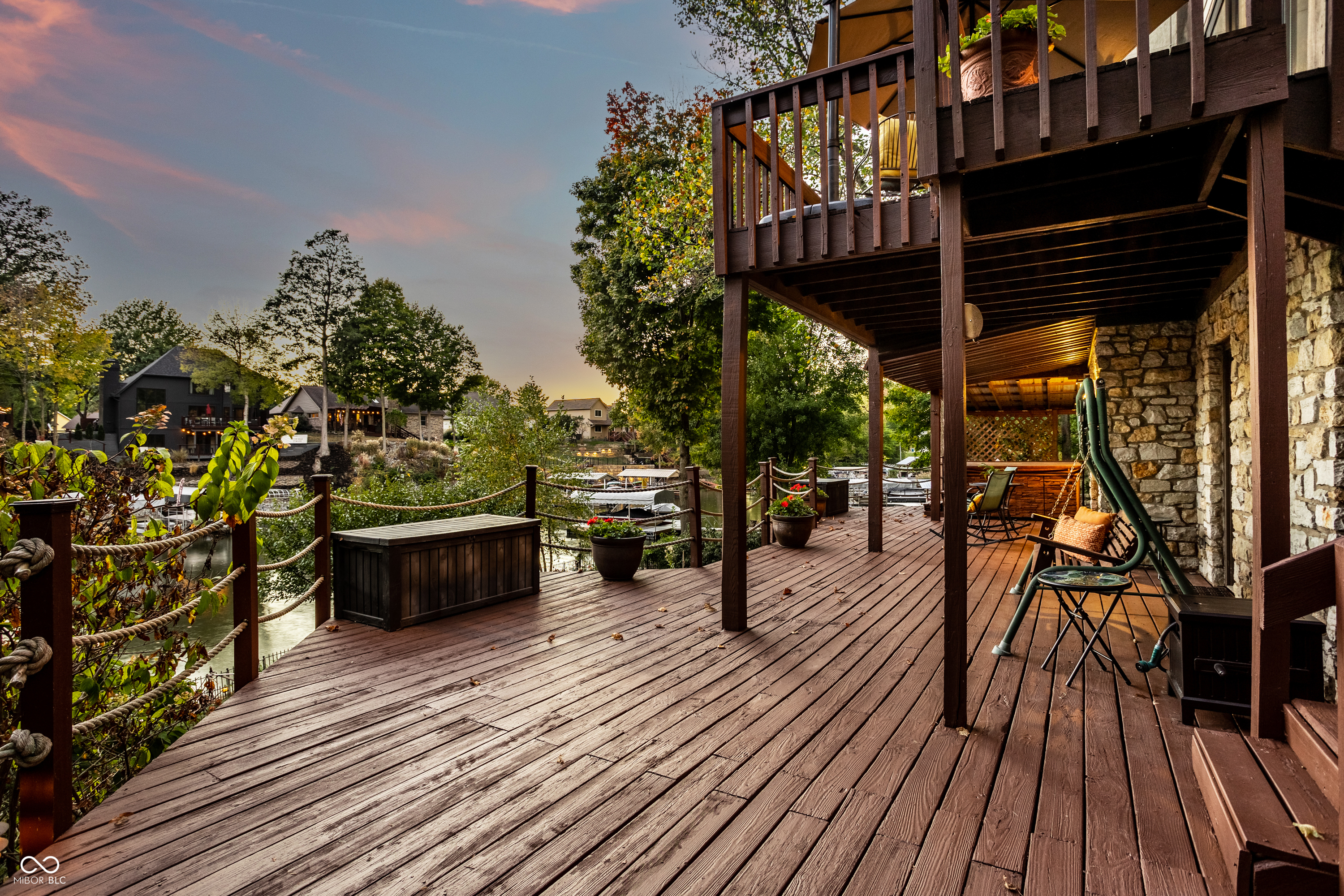 709 Pleasant Point Circle