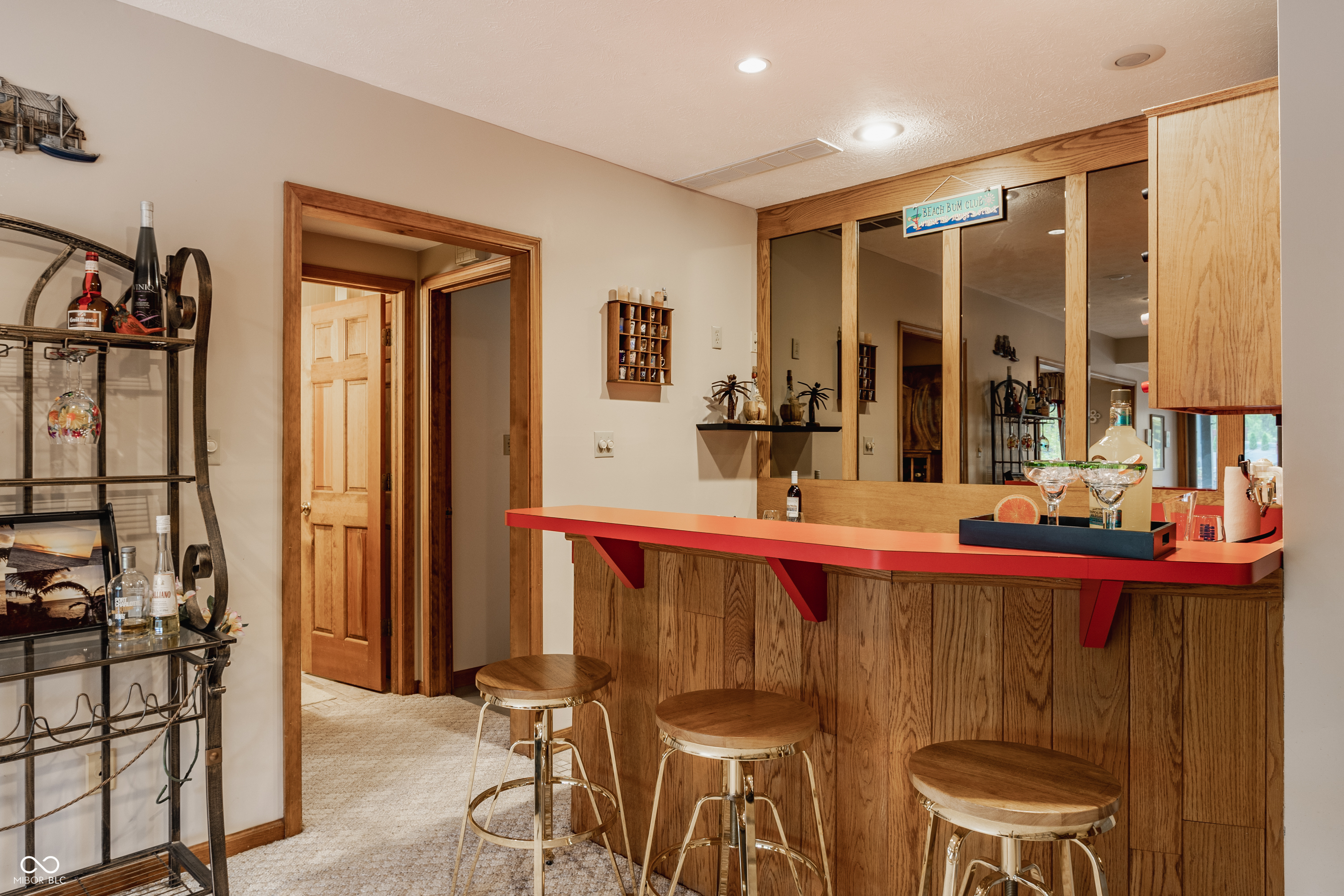 709 Pleasant Point Circle