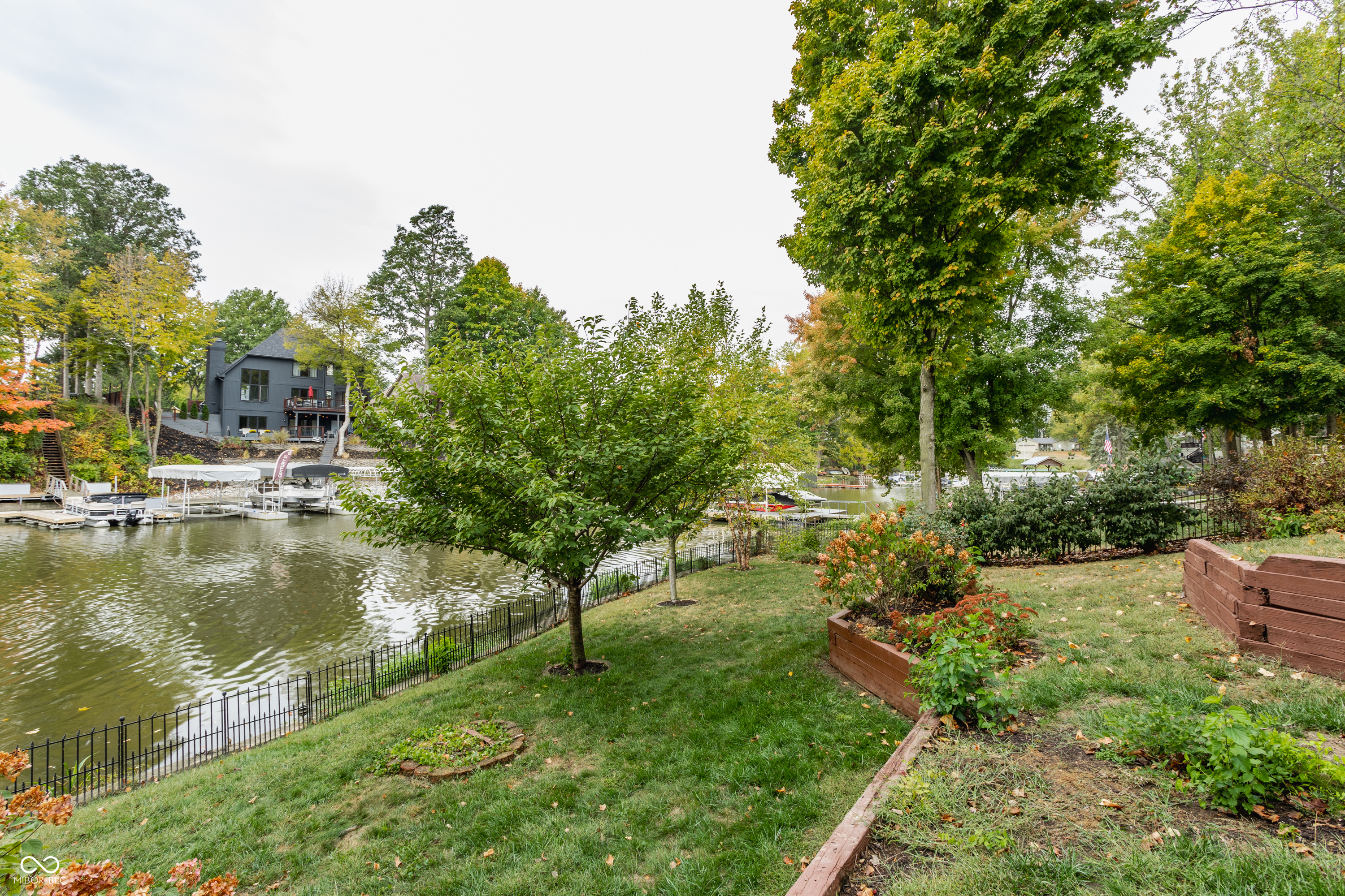 709 Pleasant Point Circle