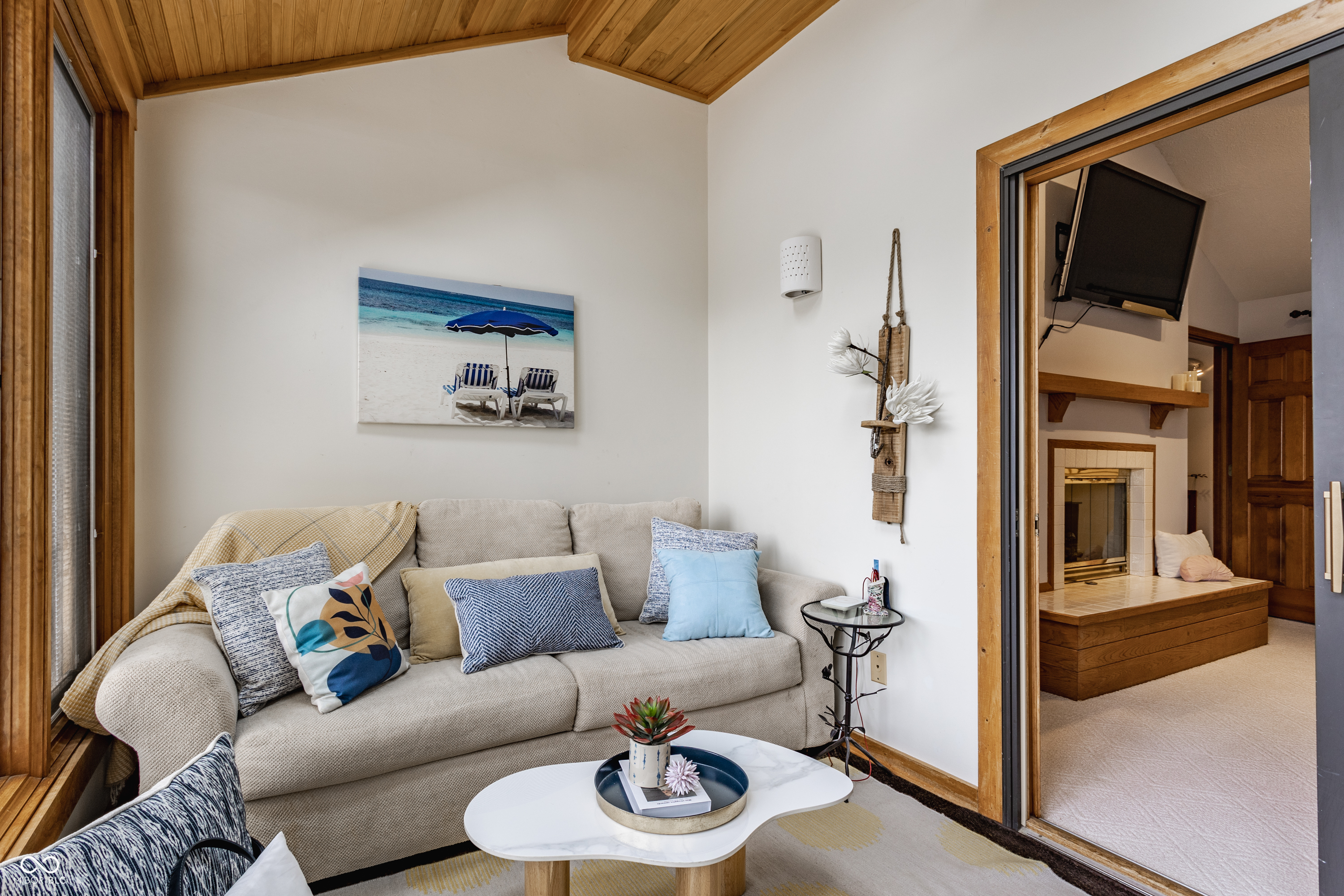 709 Pleasant Point Circle