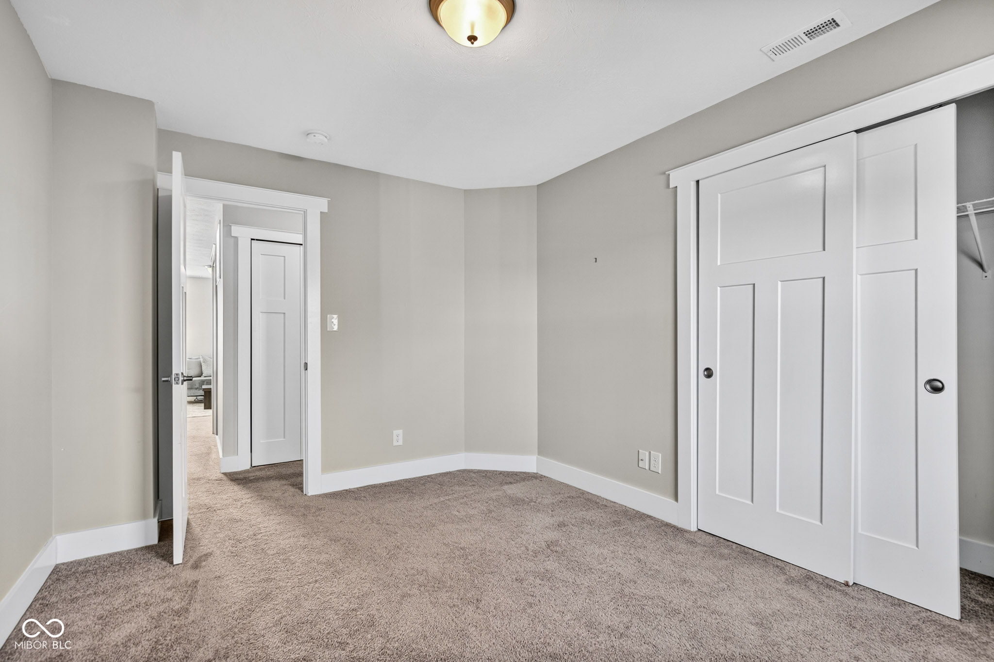 745 S Summerhaven Court