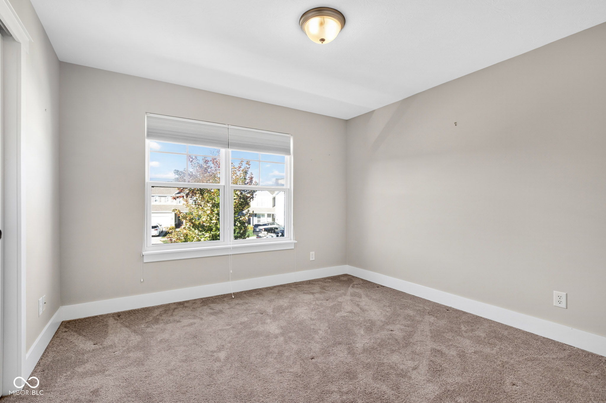 745 S Summerhaven Court