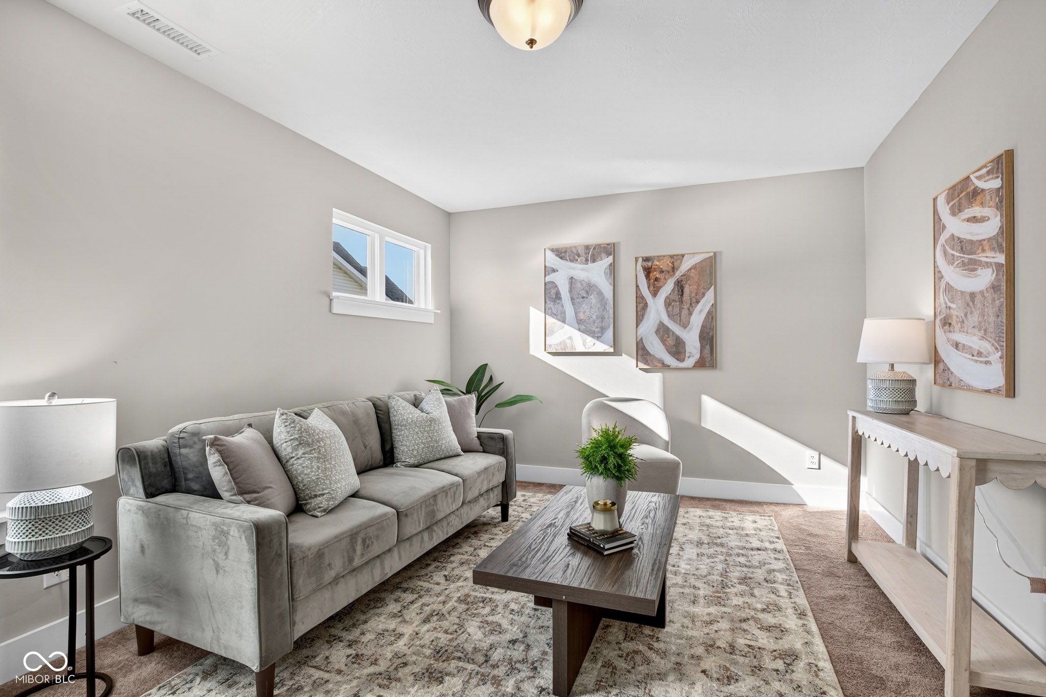 745 S Summerhaven Court