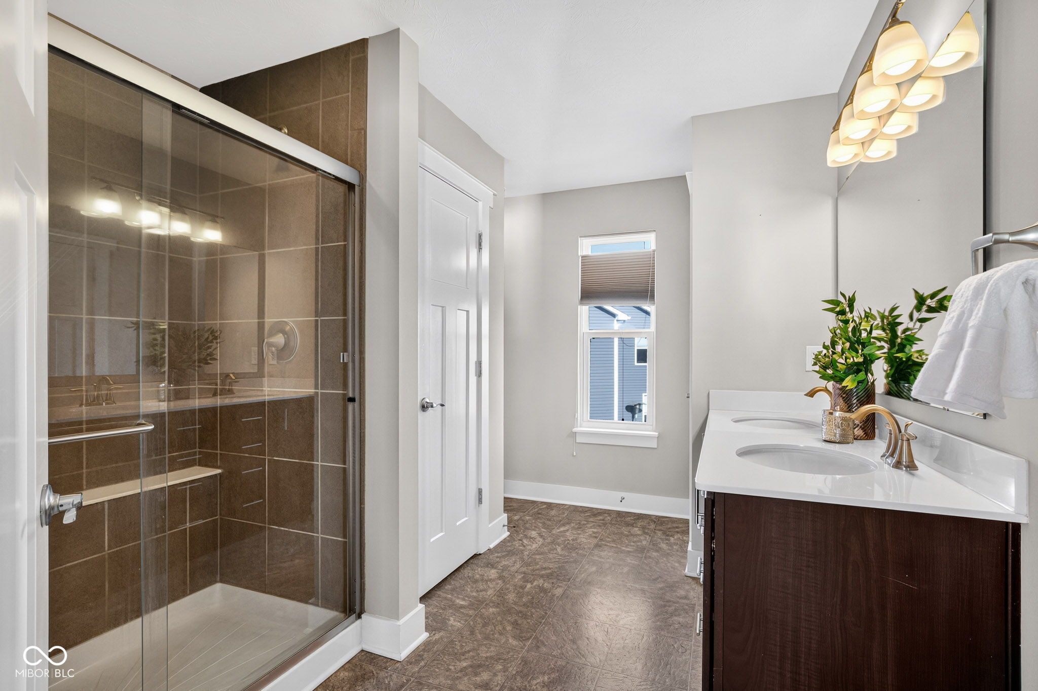 745 S Summerhaven Court