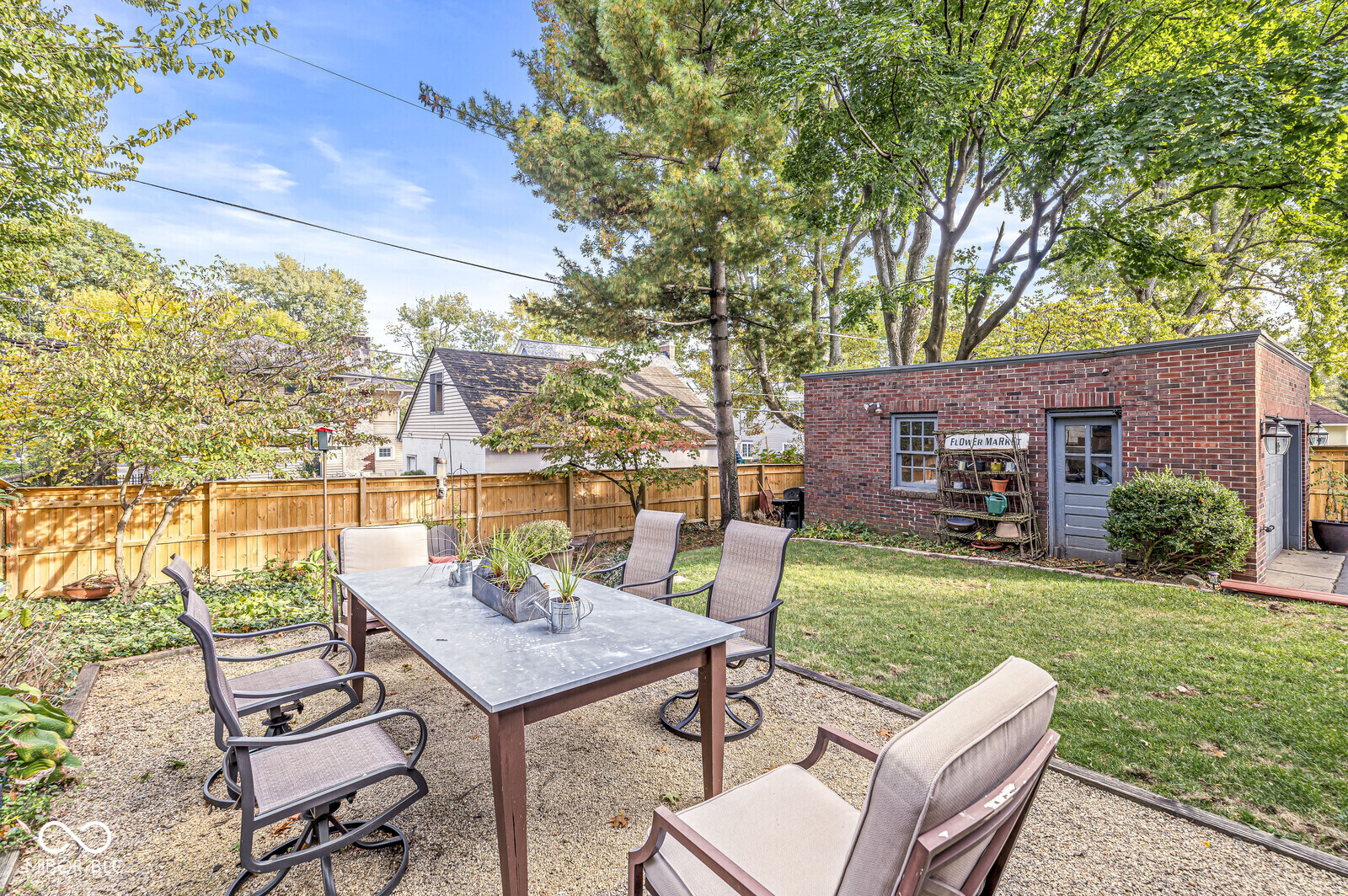 5421 N Washington Boulevard