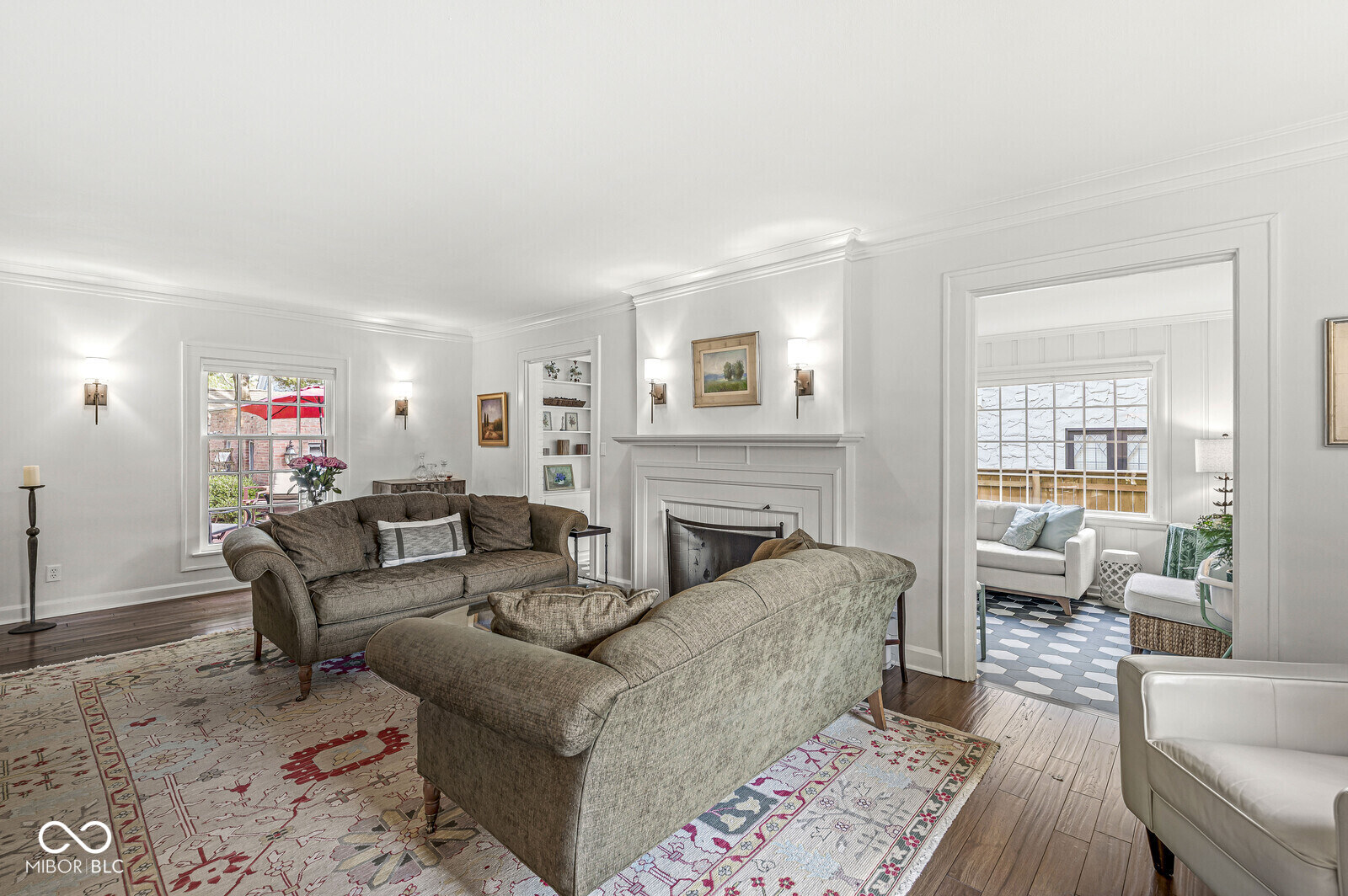 5421 N Washington Boulevard