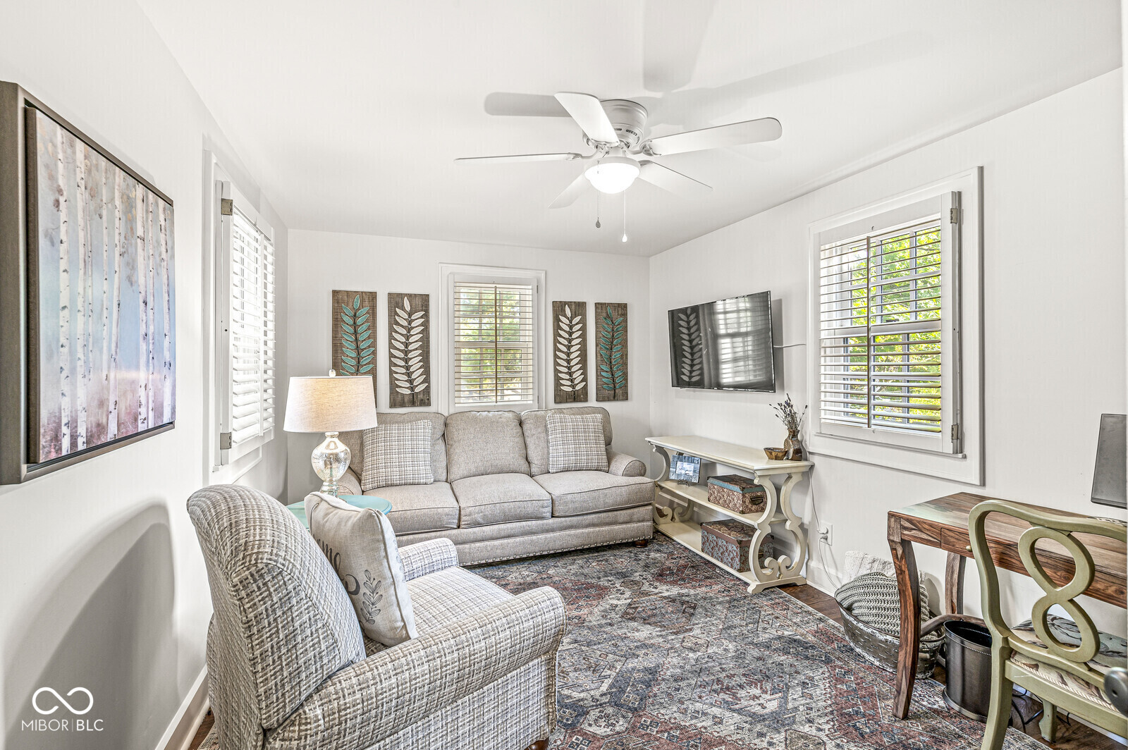 5421 N Washington Boulevard