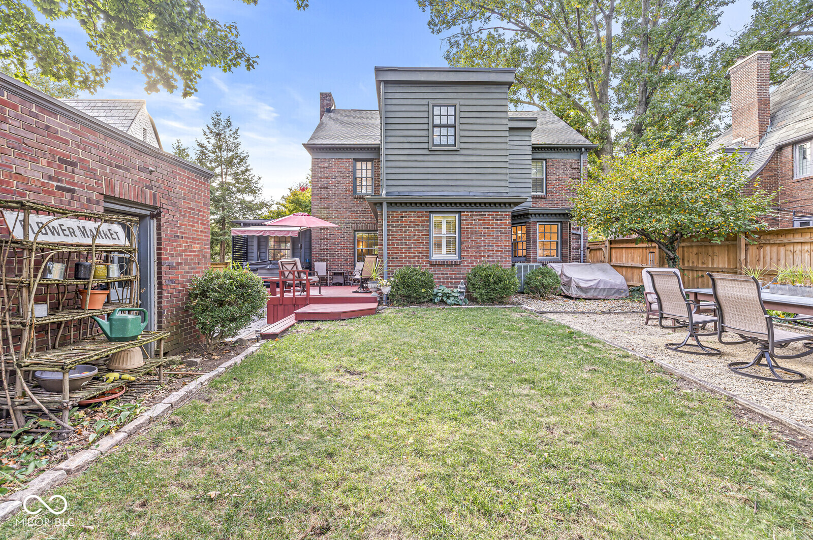 5421 N Washington Boulevard