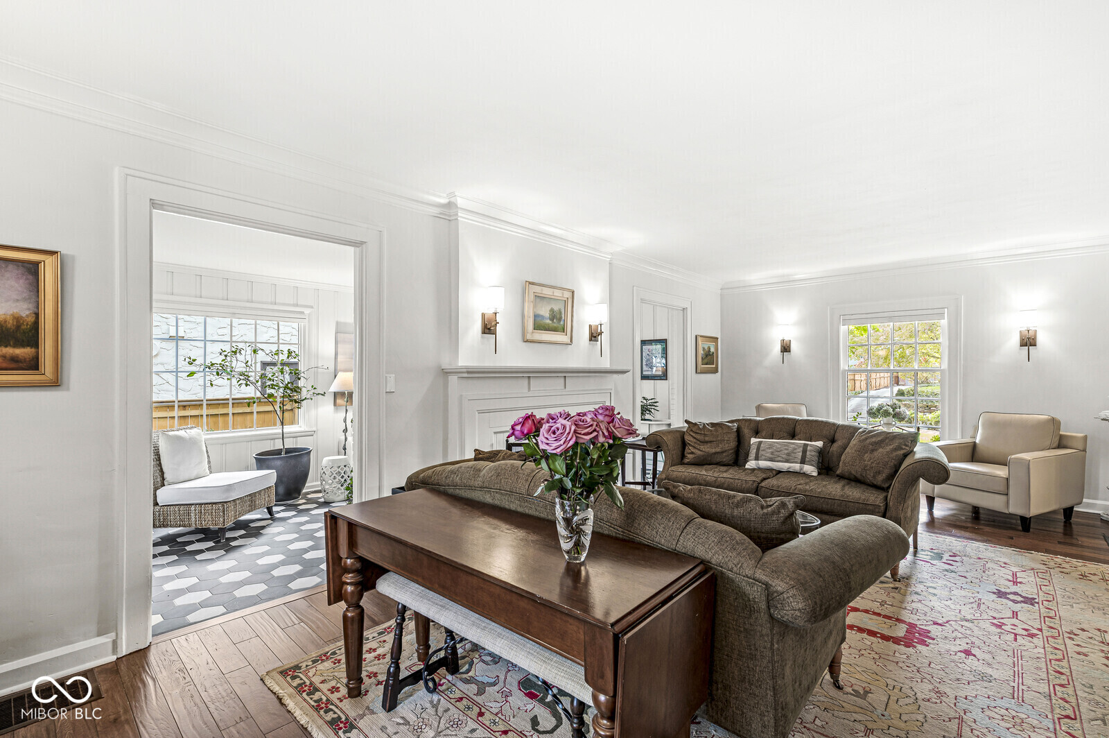 5421 N Washington Boulevard