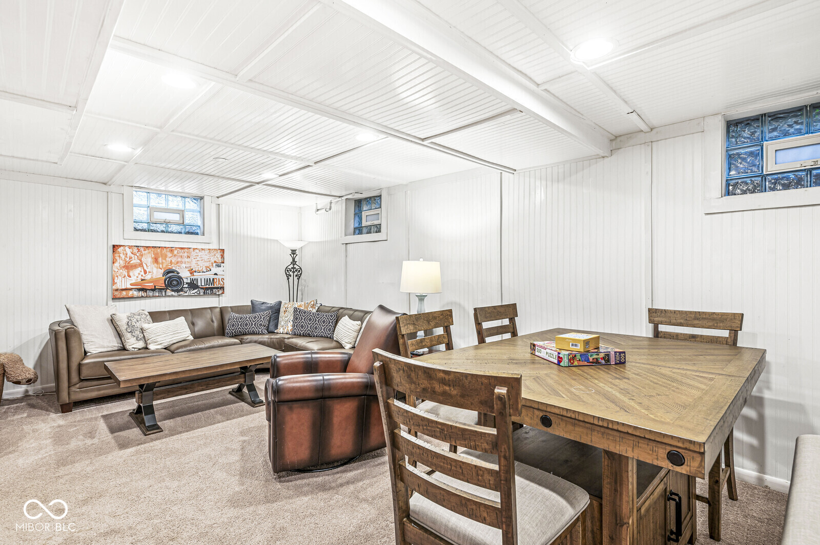 5421 N Washington Boulevard