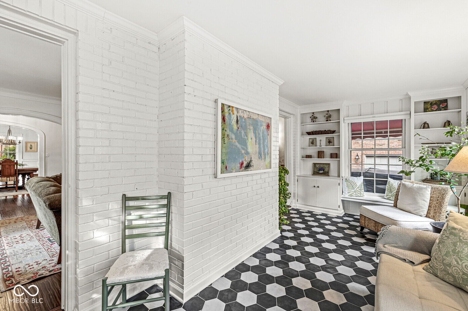 5421 N Washington Boulevard