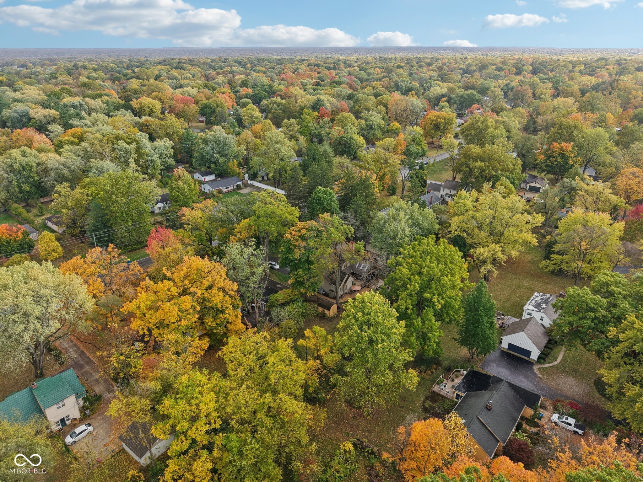 8418 N College Avenue