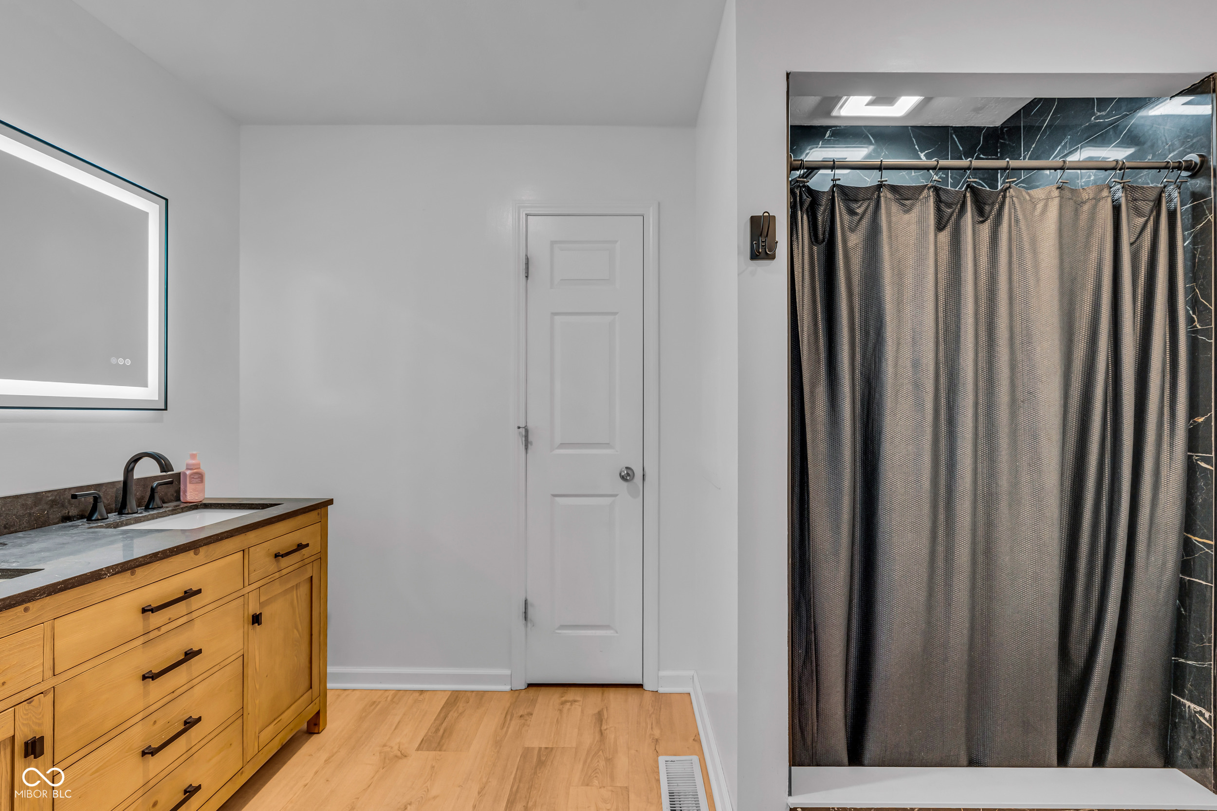 13908 W Daleville Road