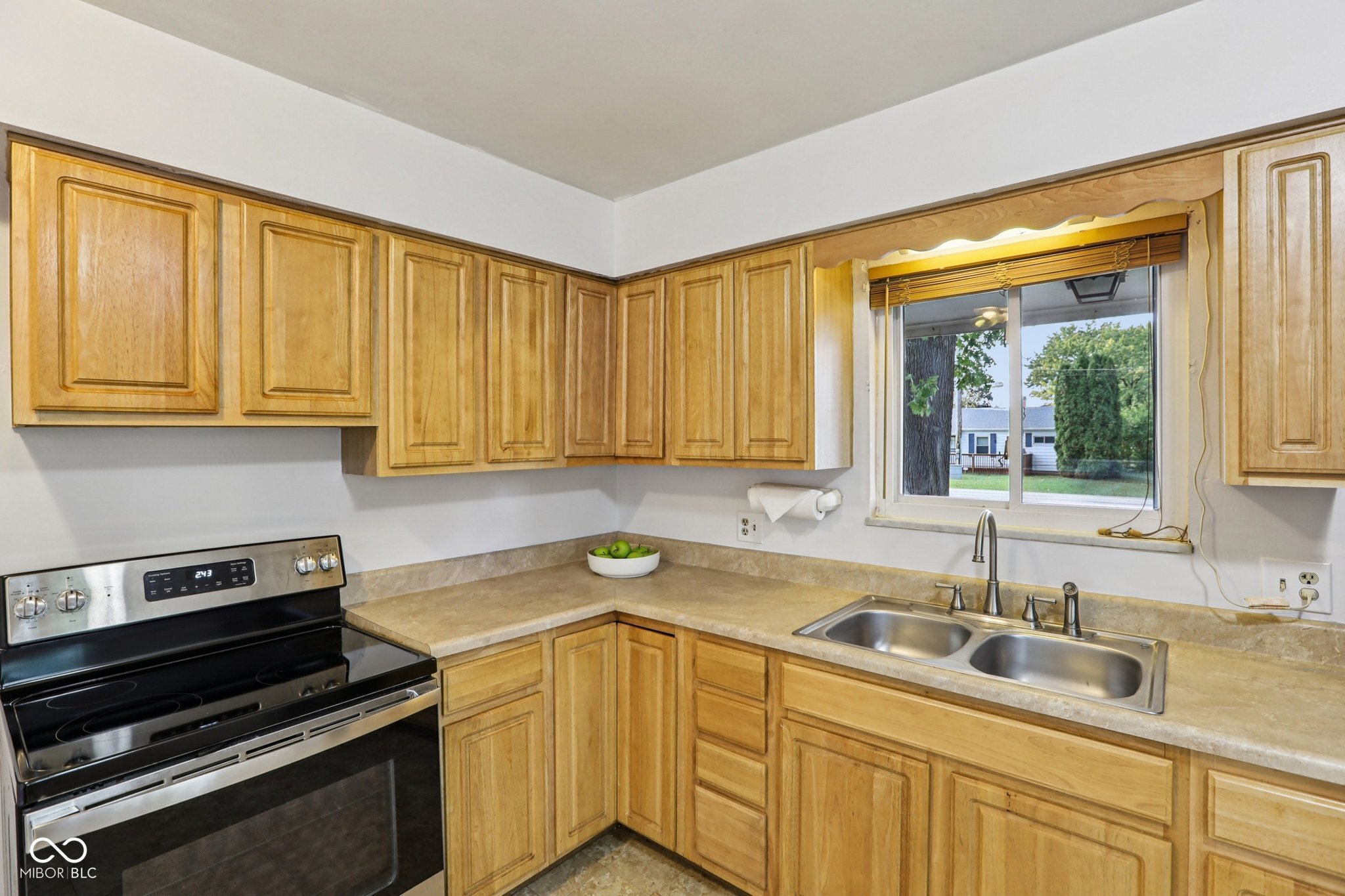 1901 N Ritter Avenue