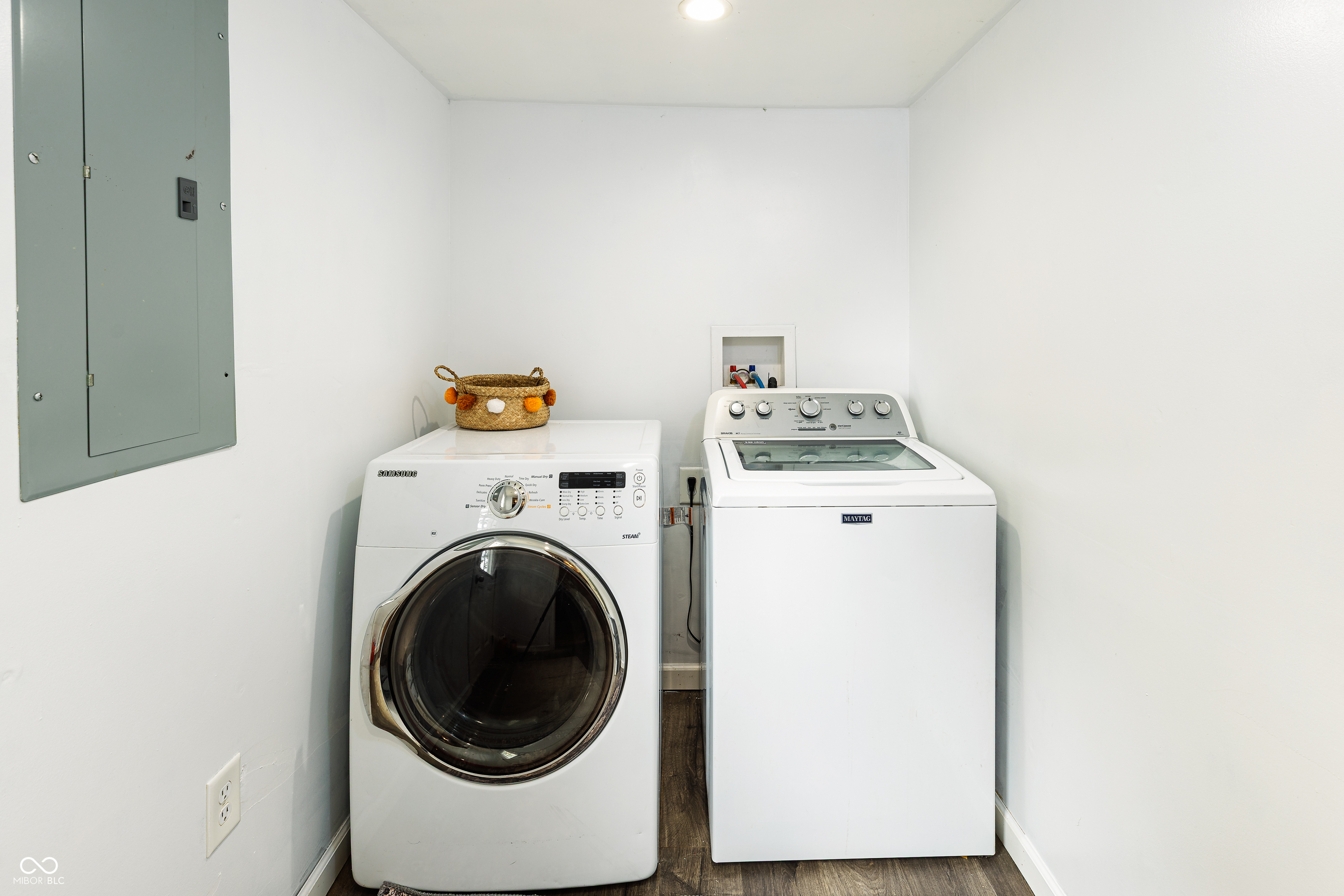 319 E Griffith Street