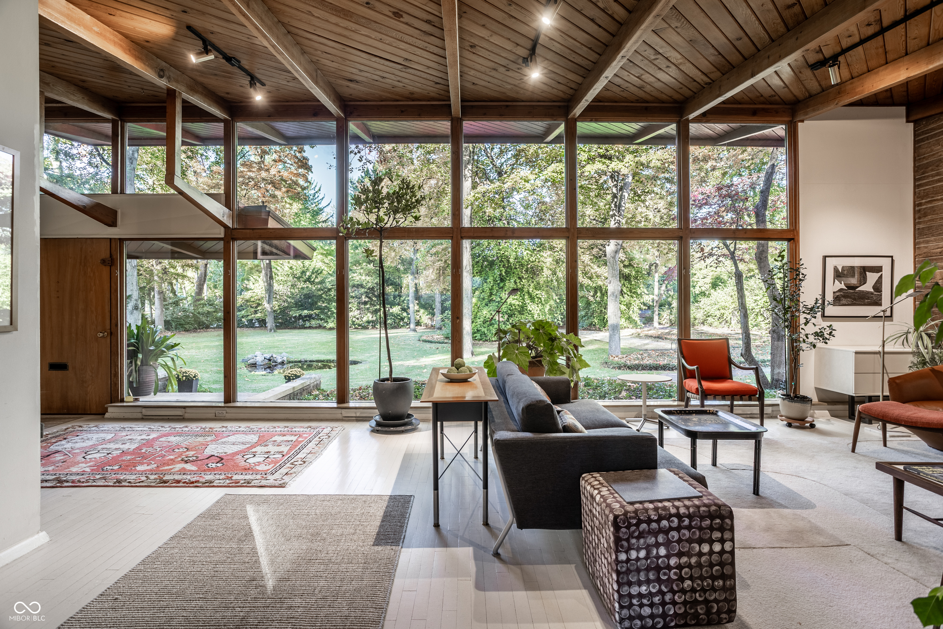 4305 N Meridian Street