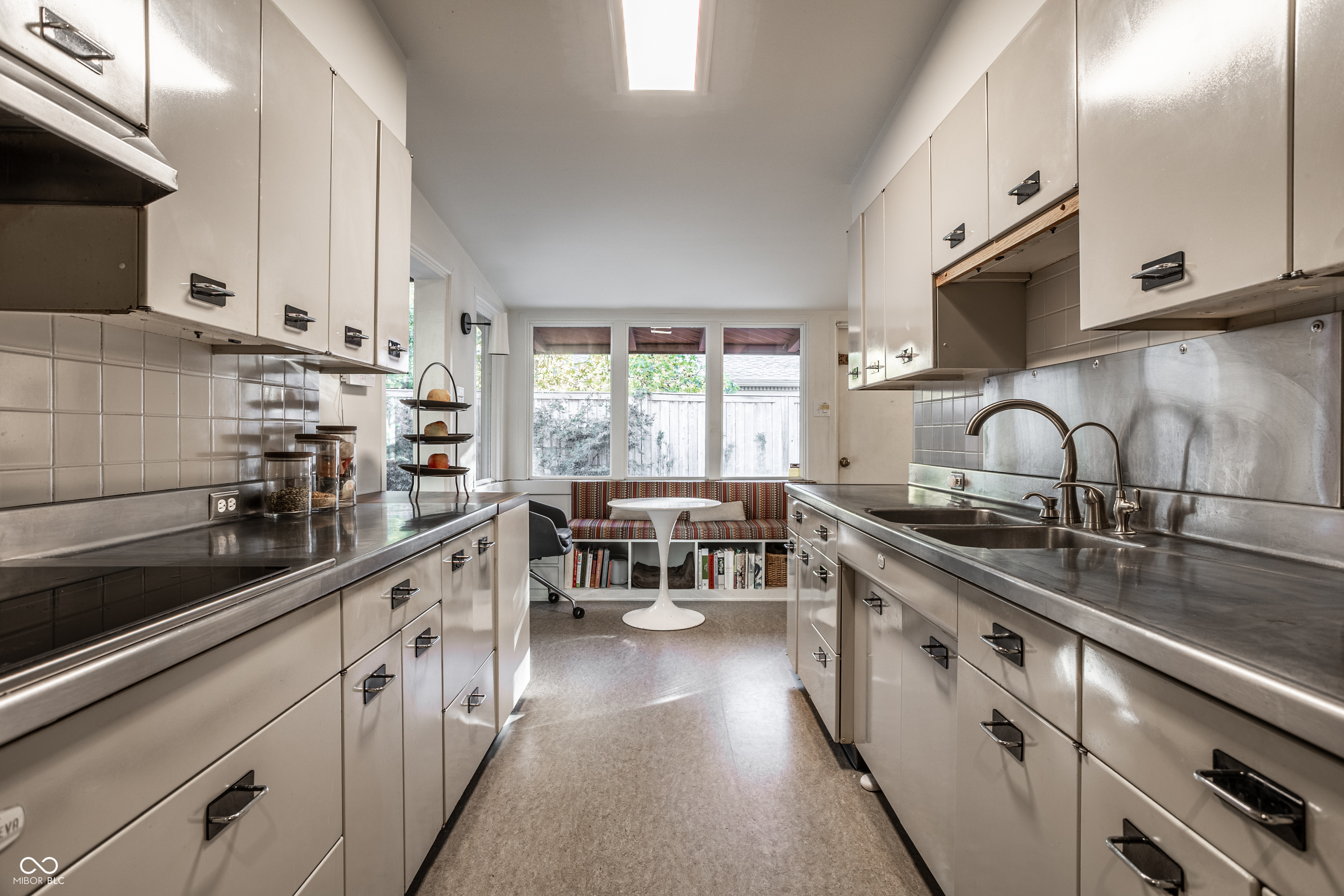 4305 N Meridian Street