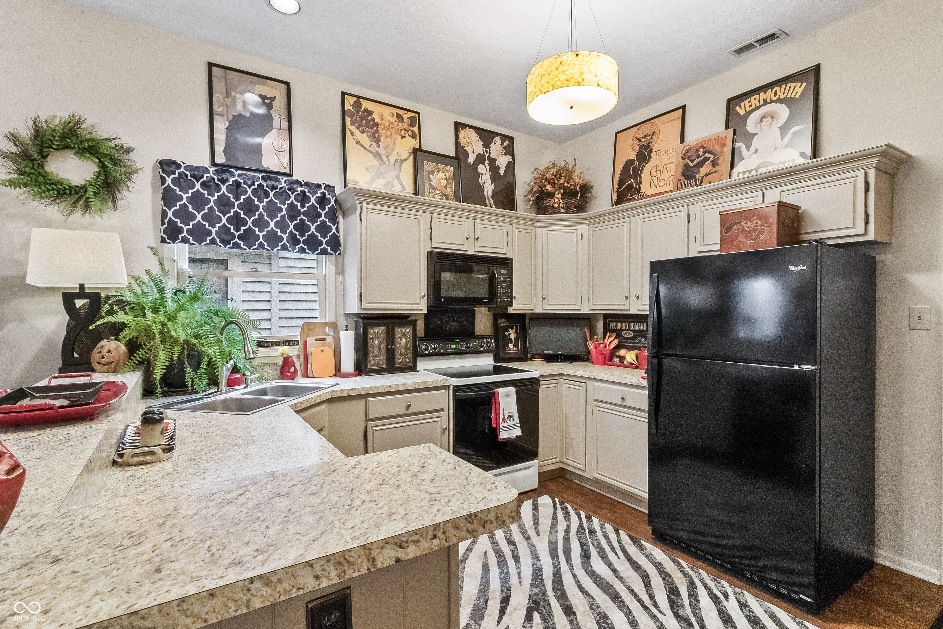 7818 Chesapeake Drive W