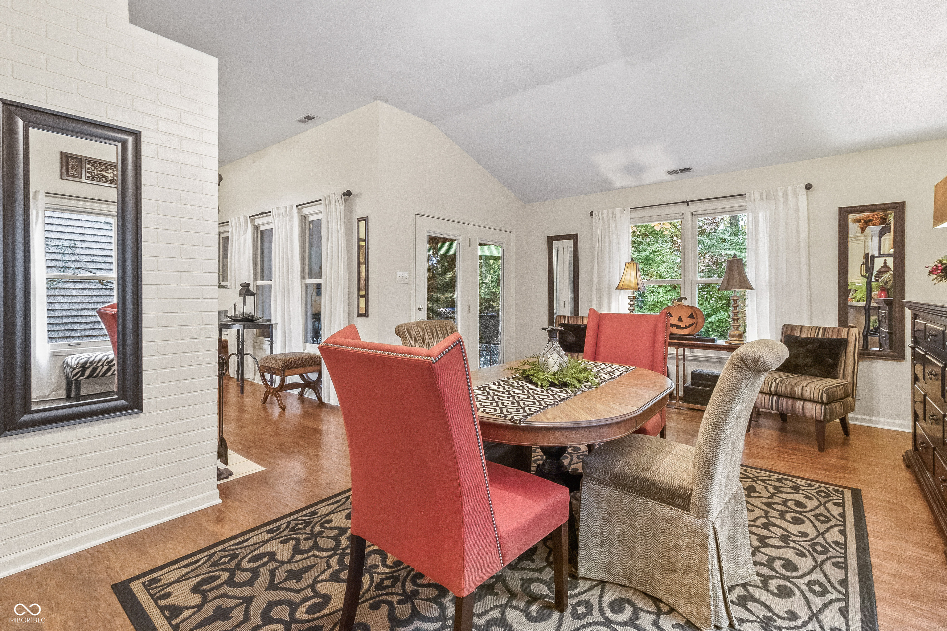 7818 Chesapeake Drive W