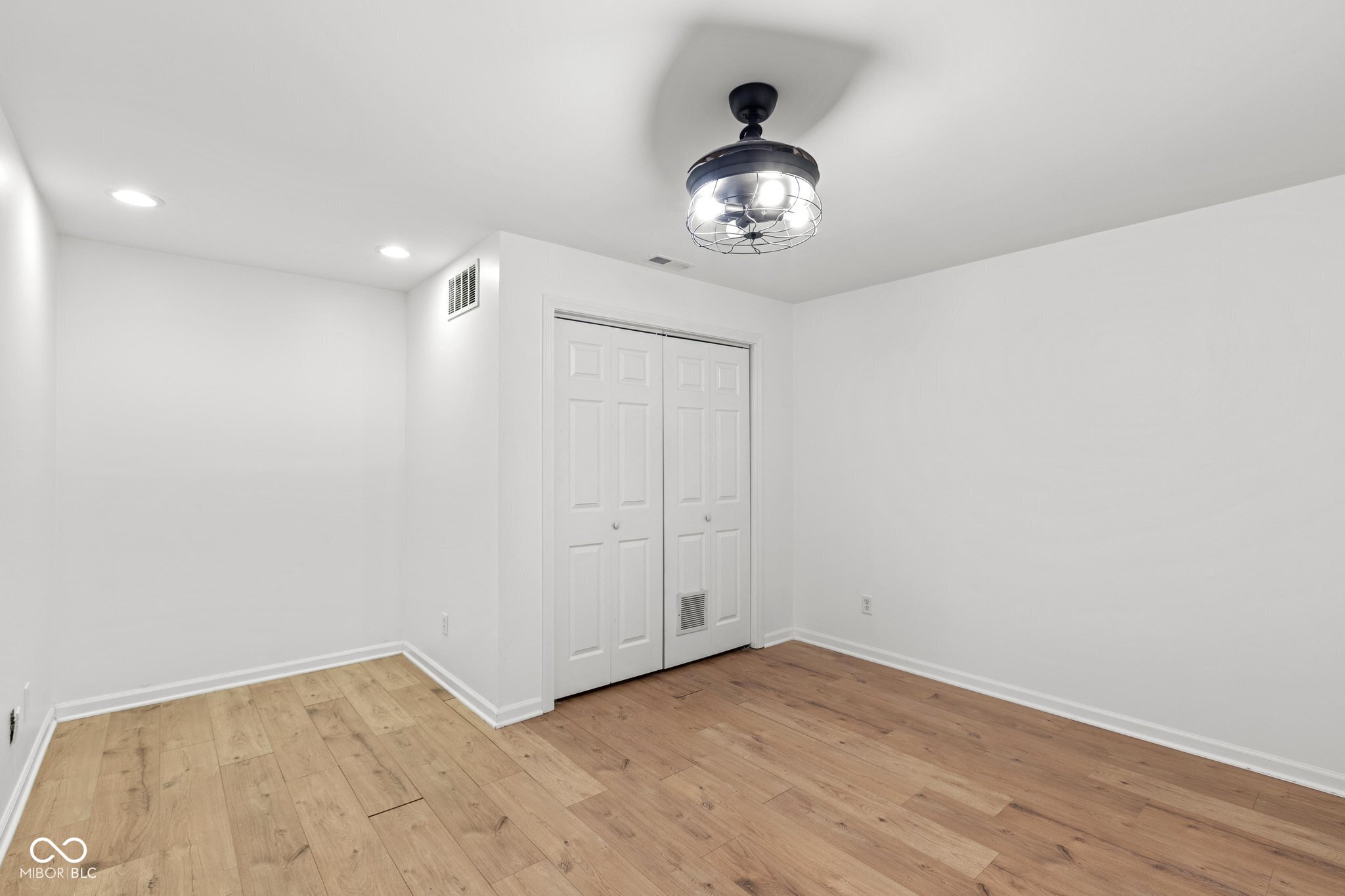 9056 Ridgecreek Drive