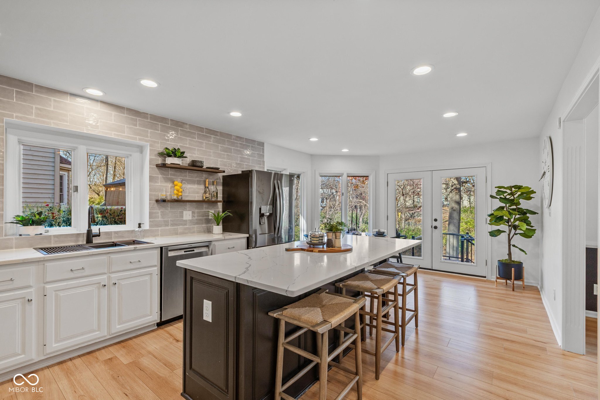 9056 Ridgecreek Drive