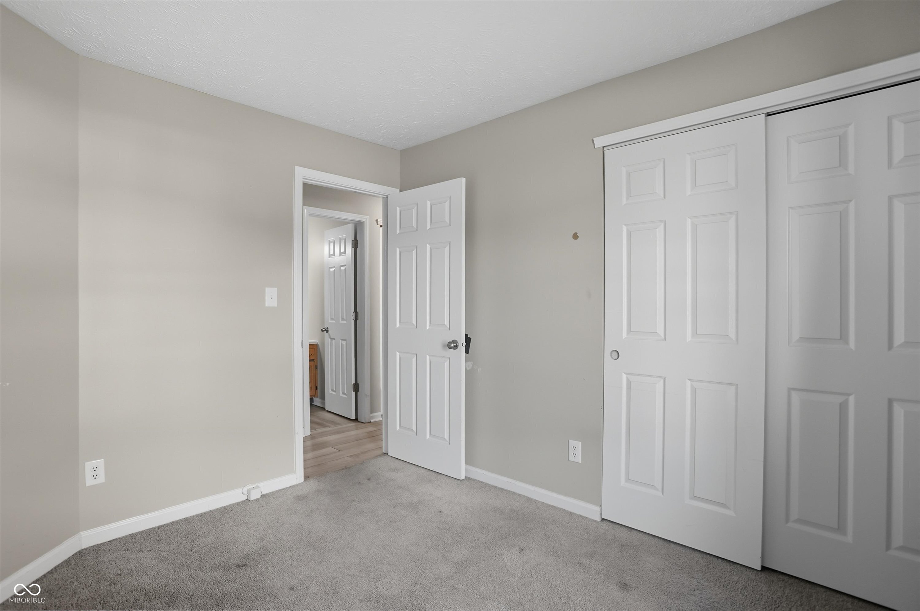 4830 Countrybrook Way