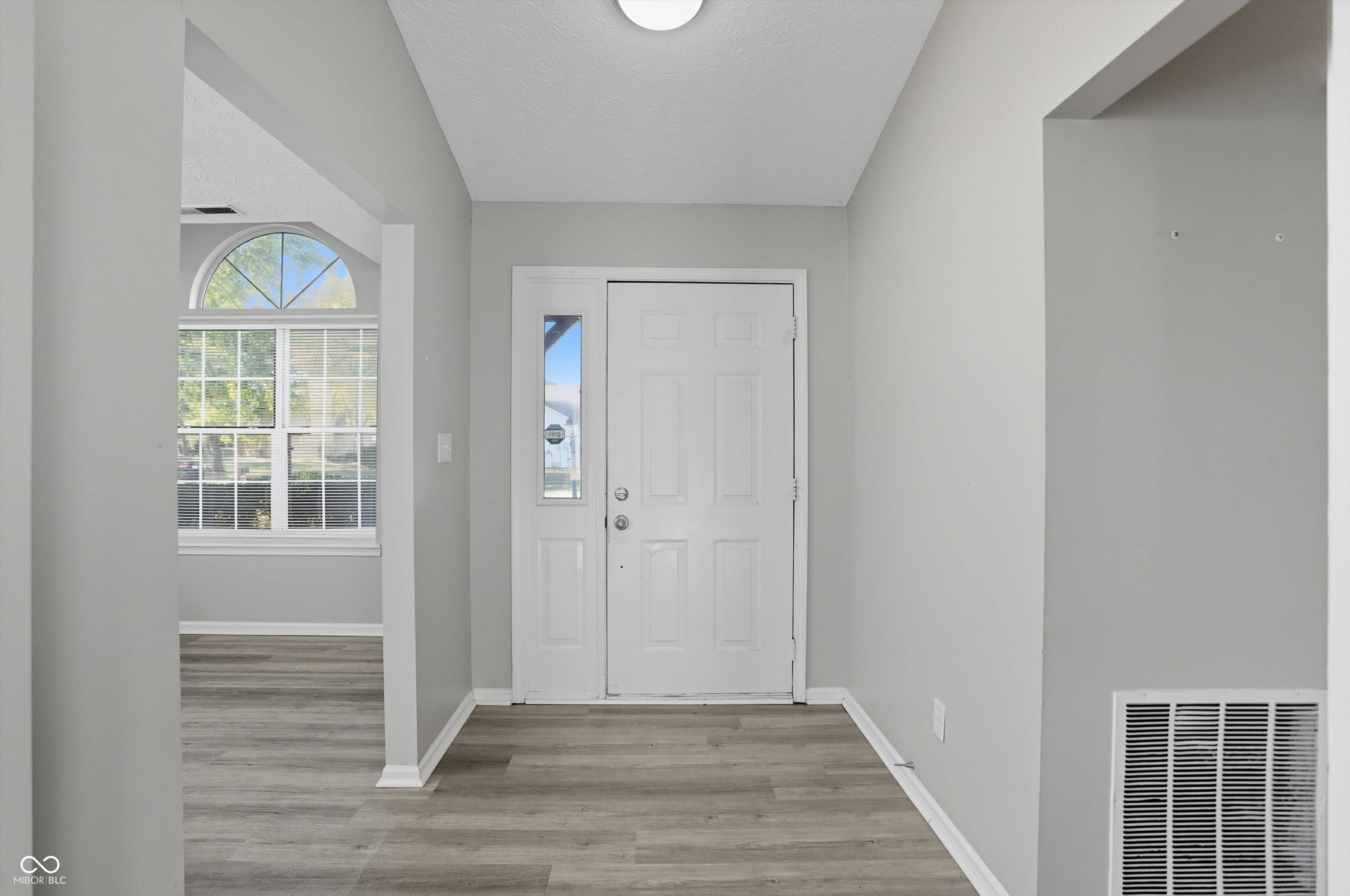 4830 Countrybrook Way