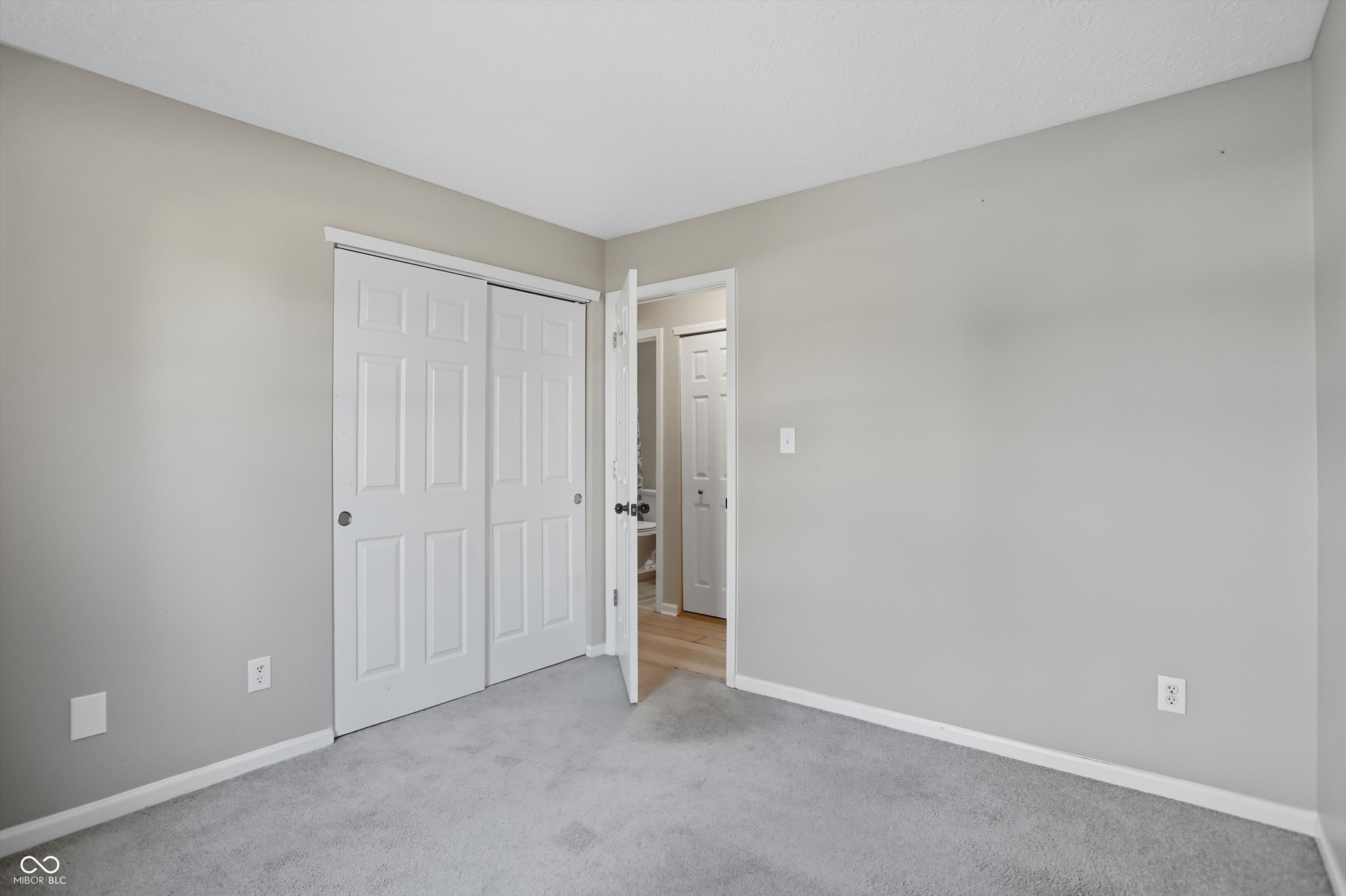 4830 Countrybrook Way