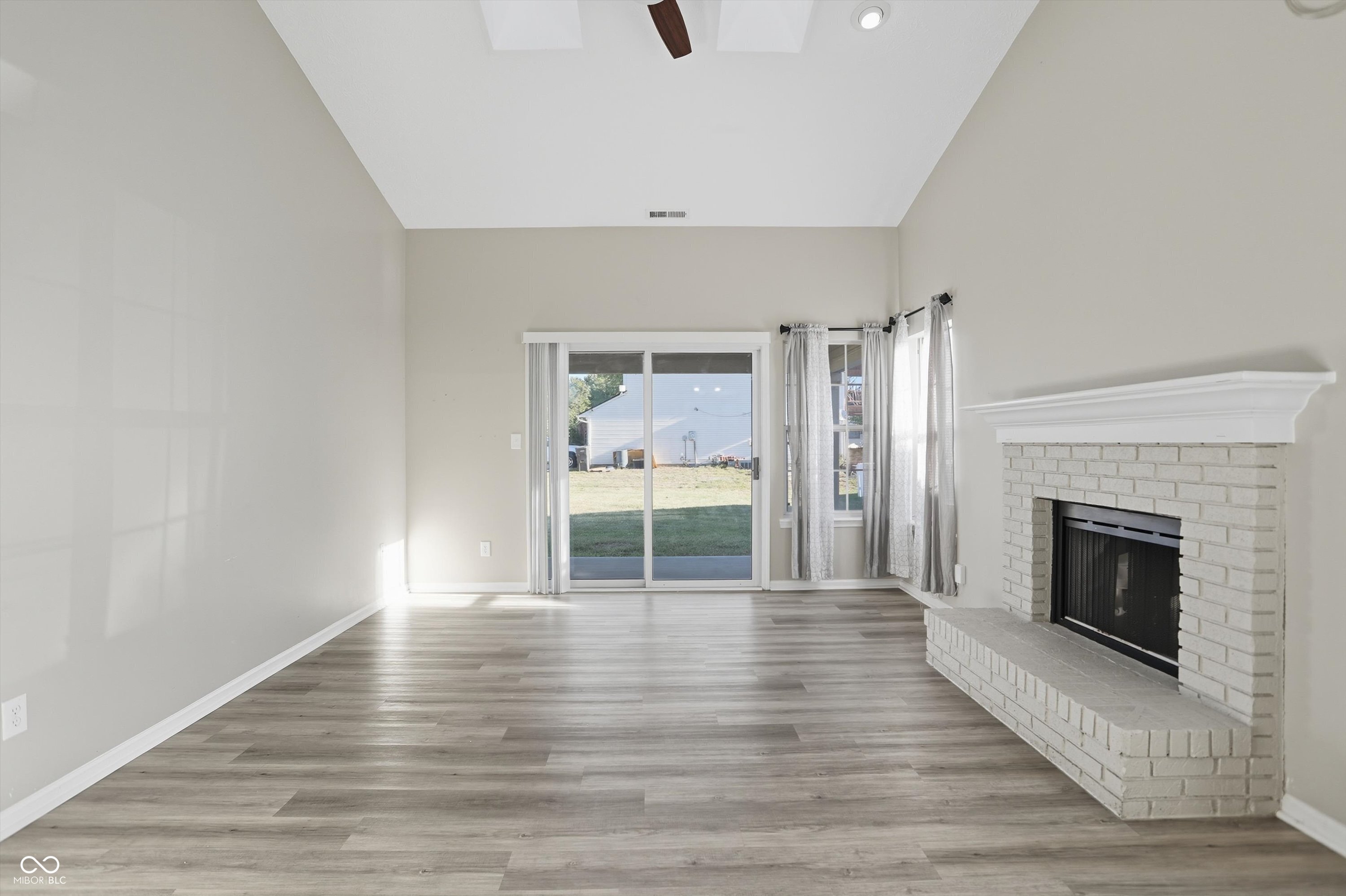 4830 Countrybrook Way