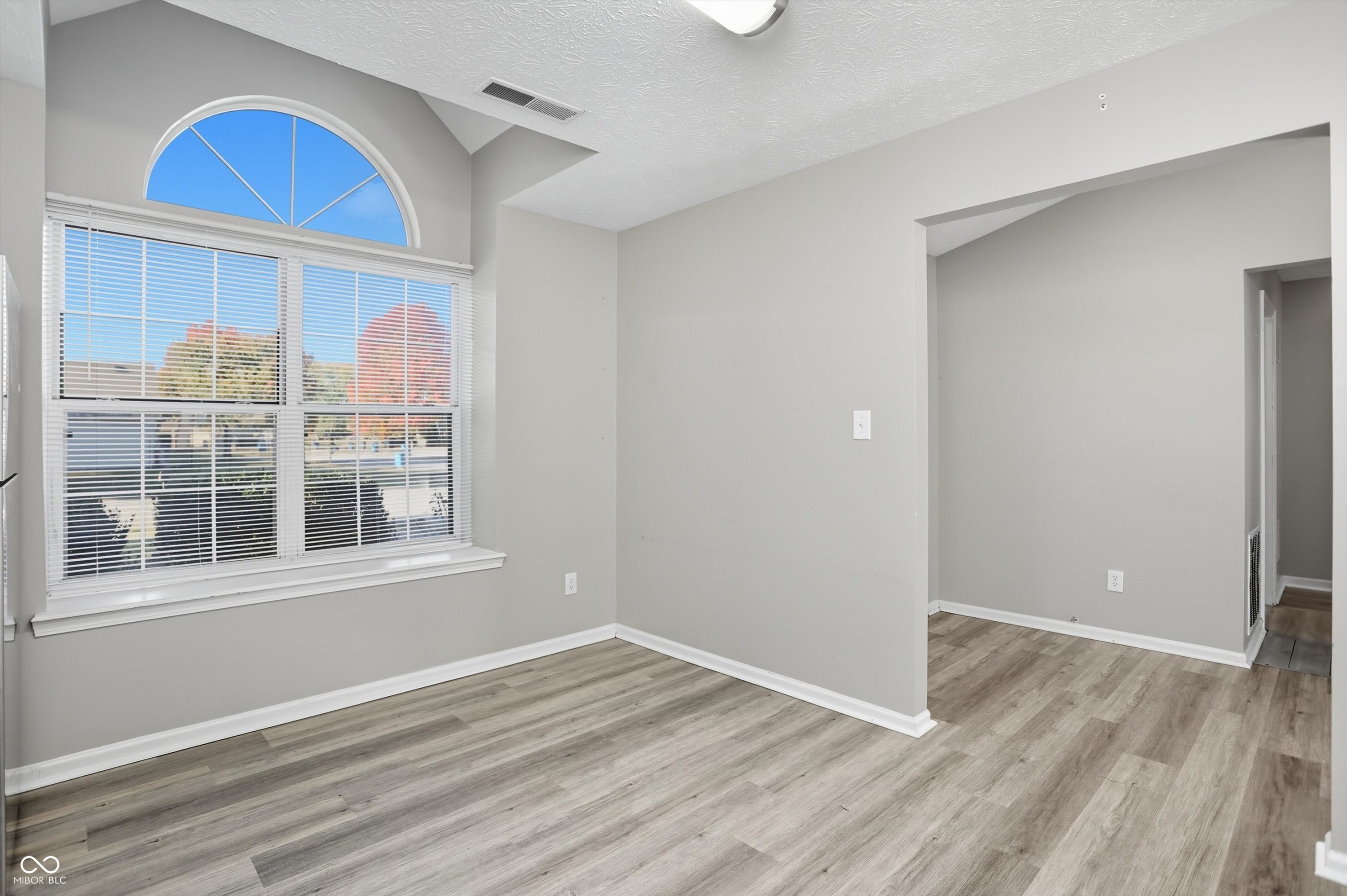 4830 Countrybrook Way