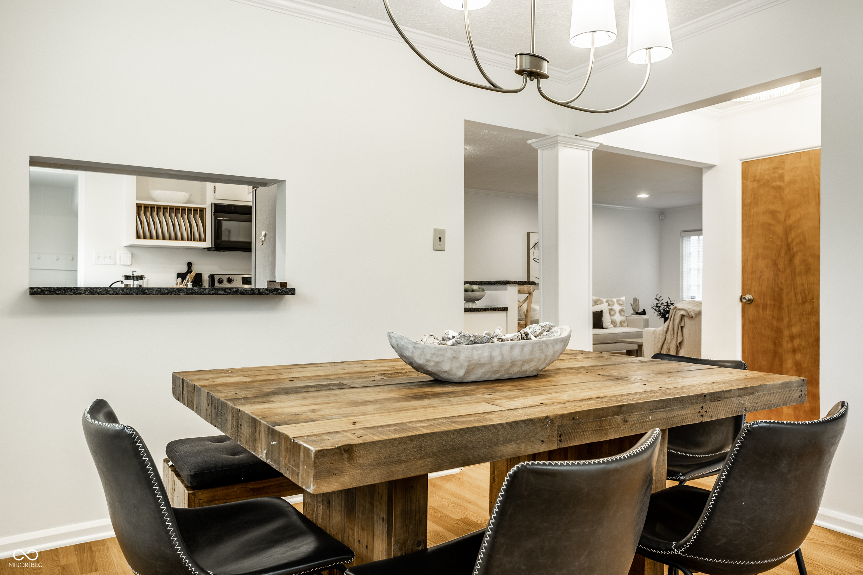 5680 N Delaware Street