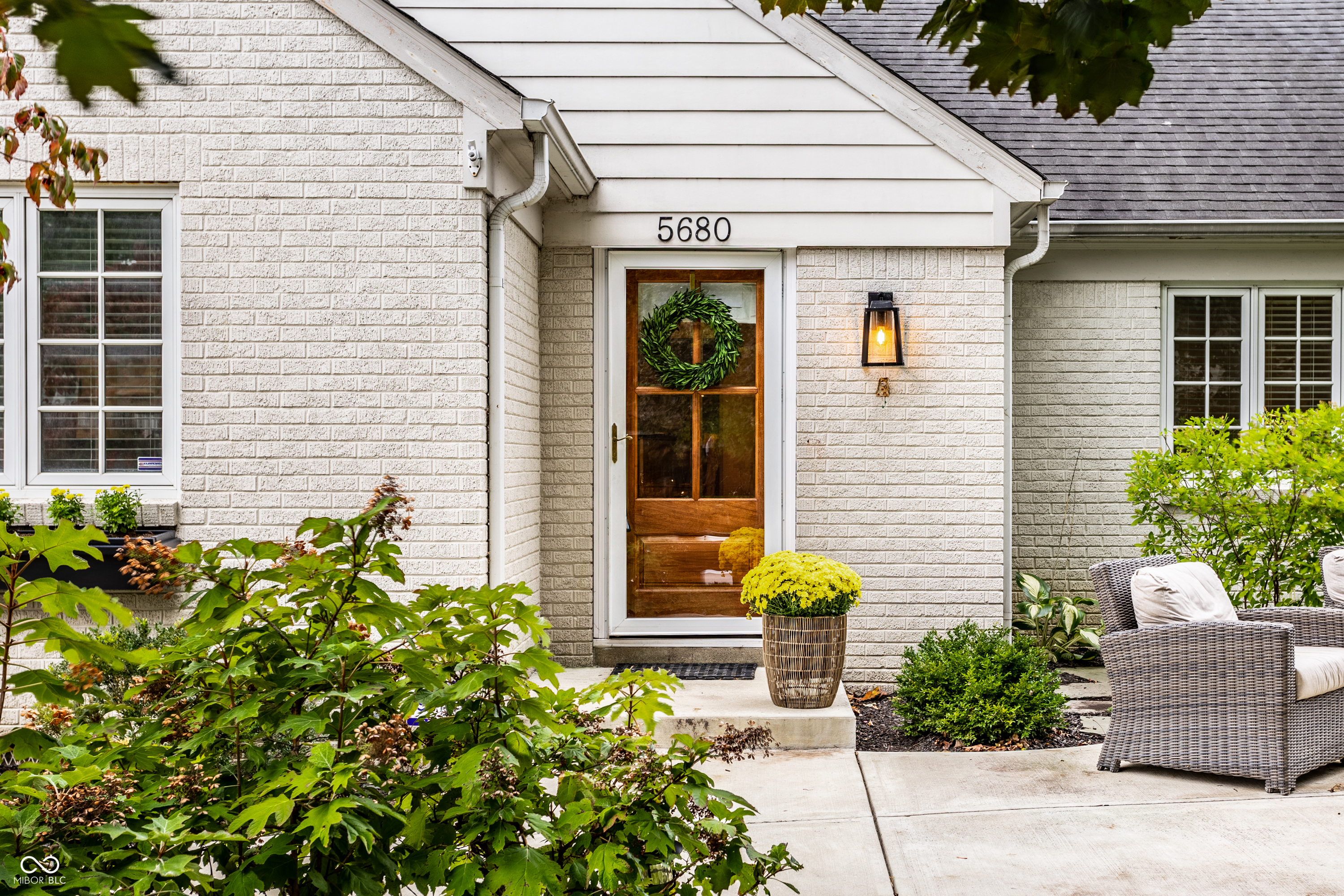 5680 N Delaware Street