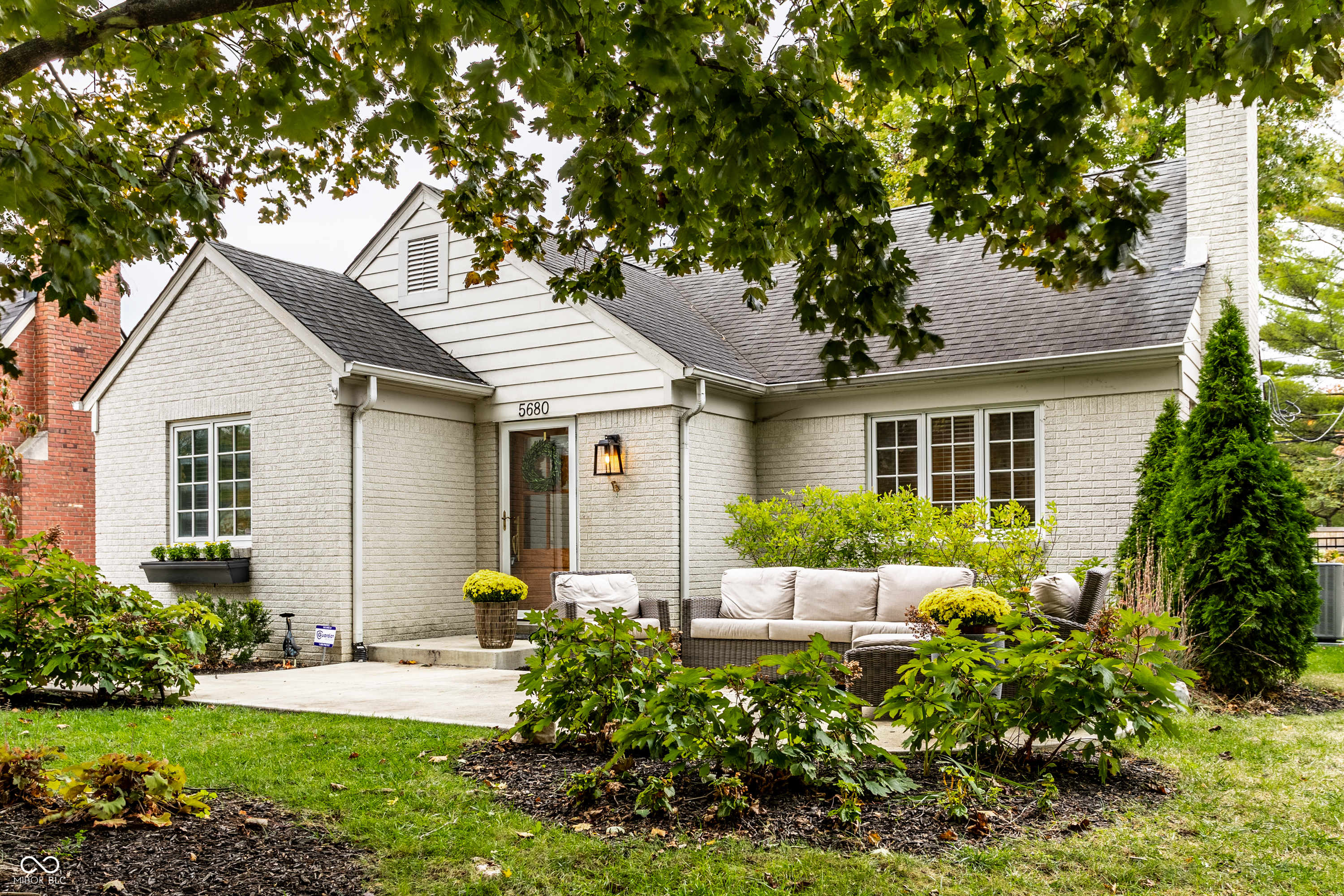 5680 N Delaware Street