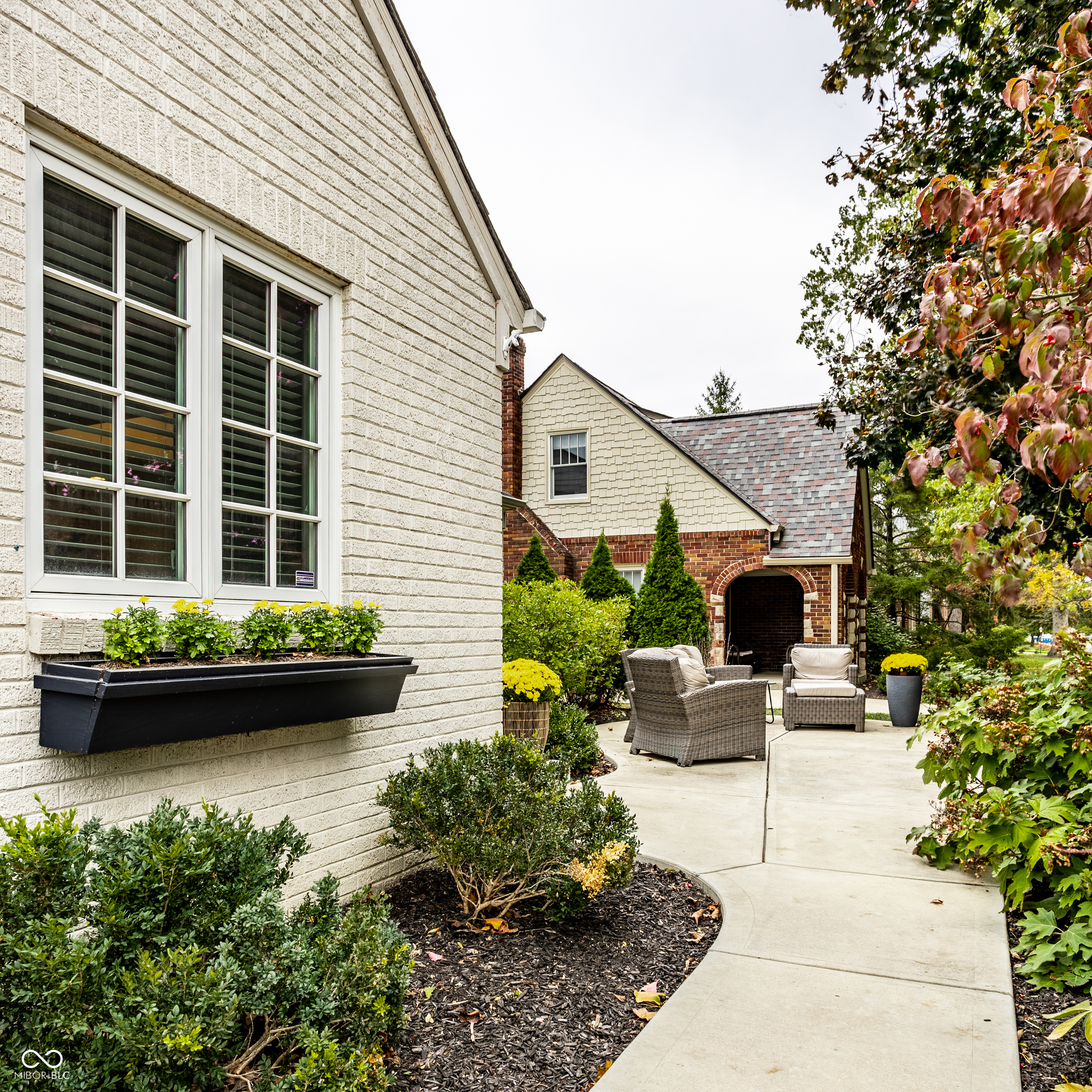 5680 N Delaware Street