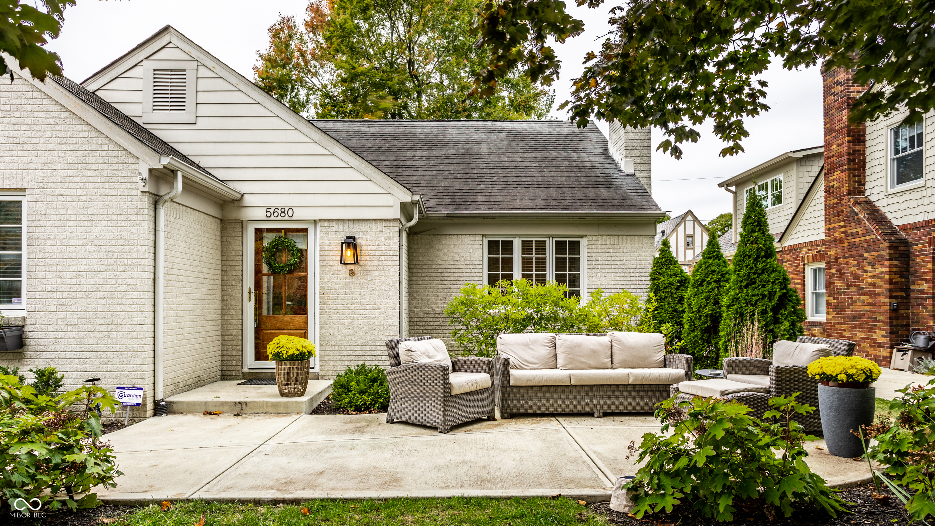 5680 N Delaware Street