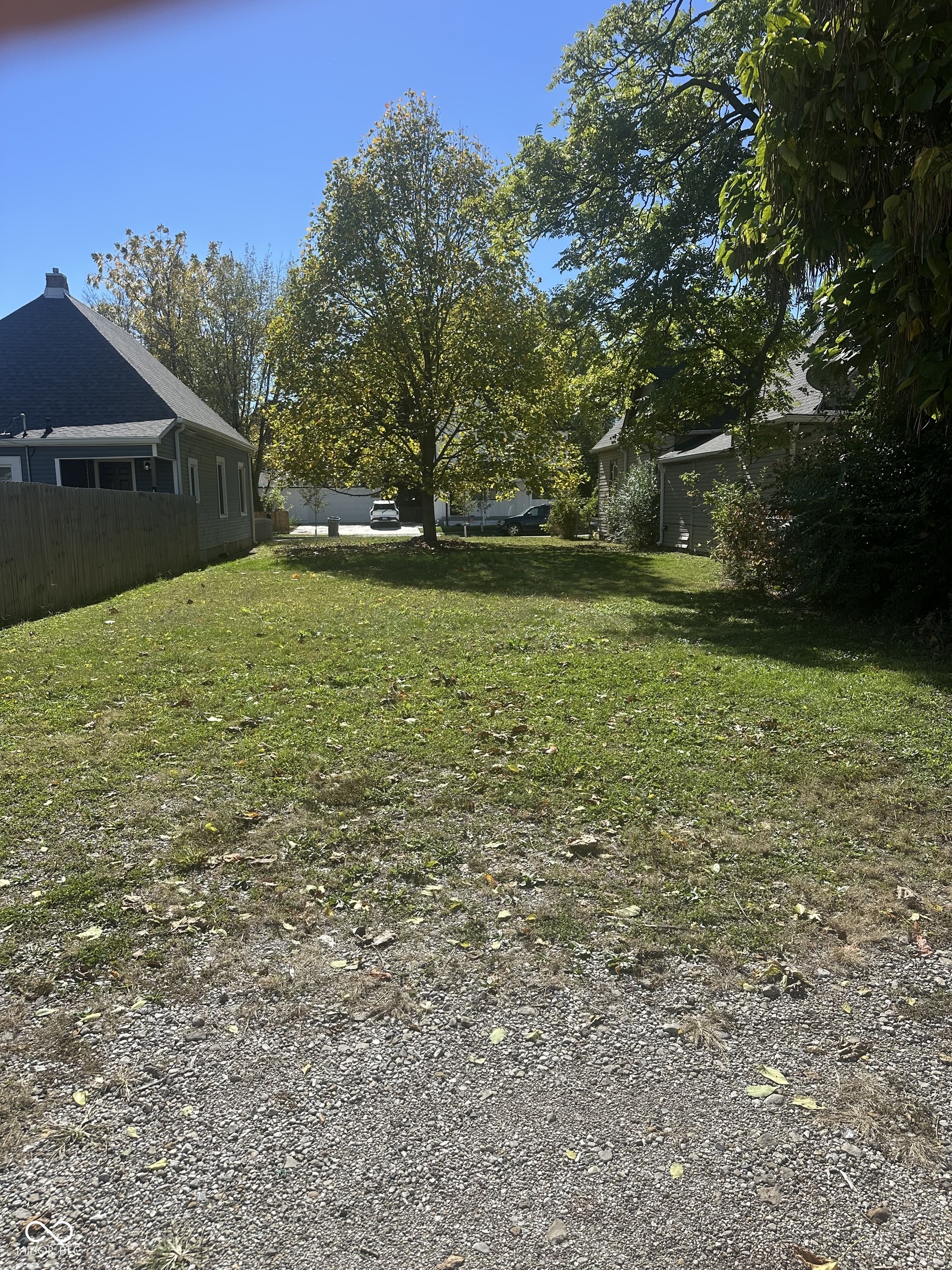 2032 Lexington Avenue