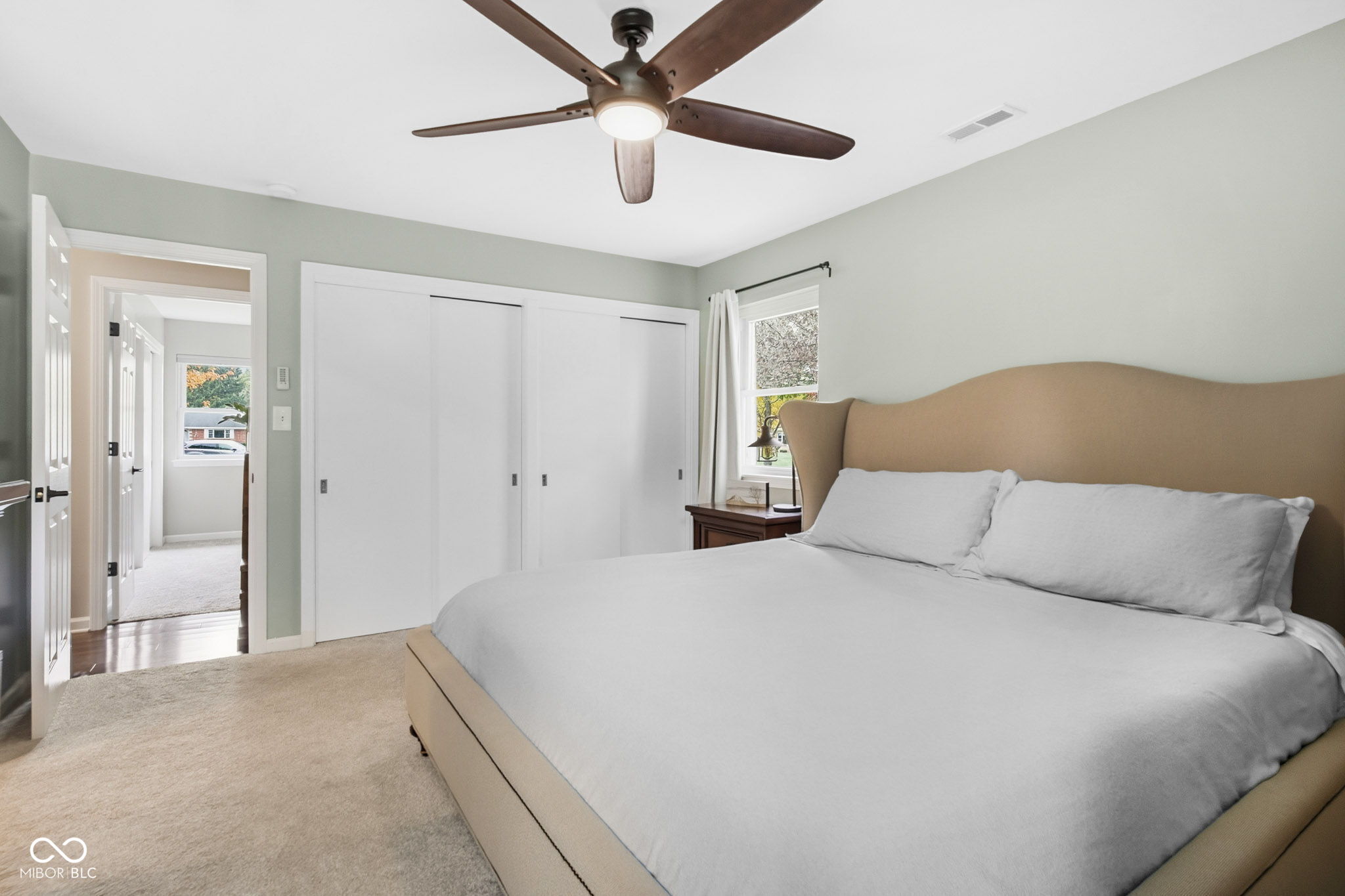 8607 N Washington Boulevard