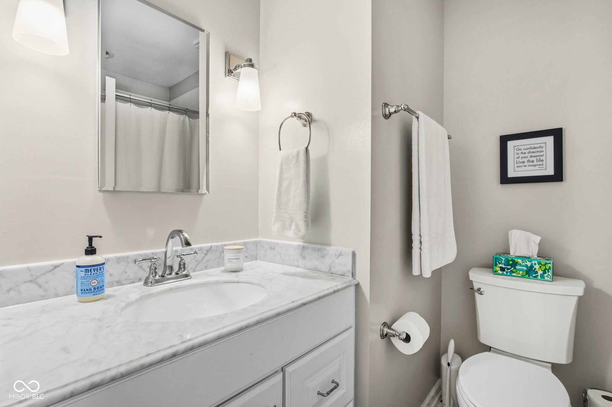 8607 N Washington Boulevard