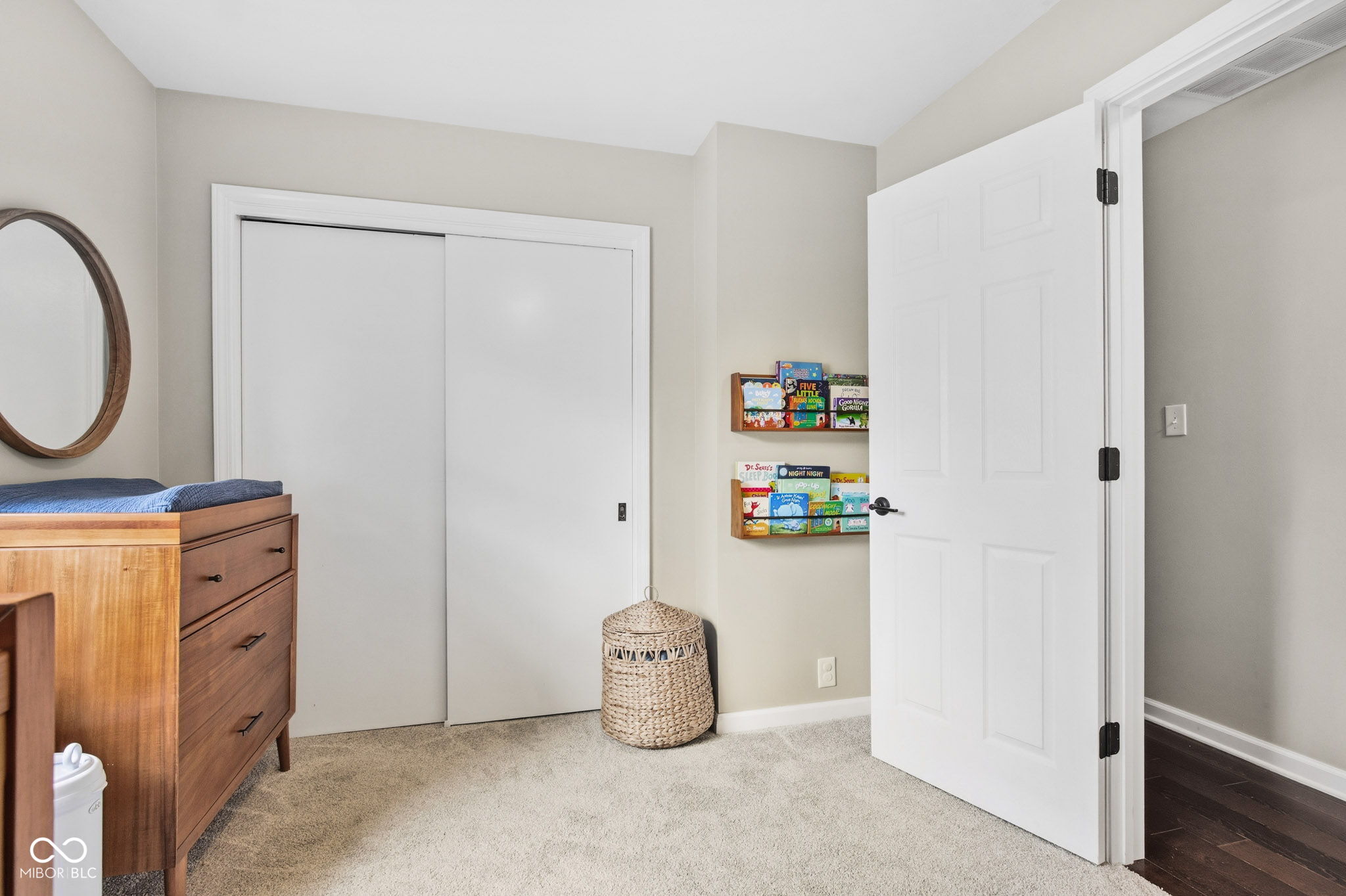 8607 N Washington Boulevard