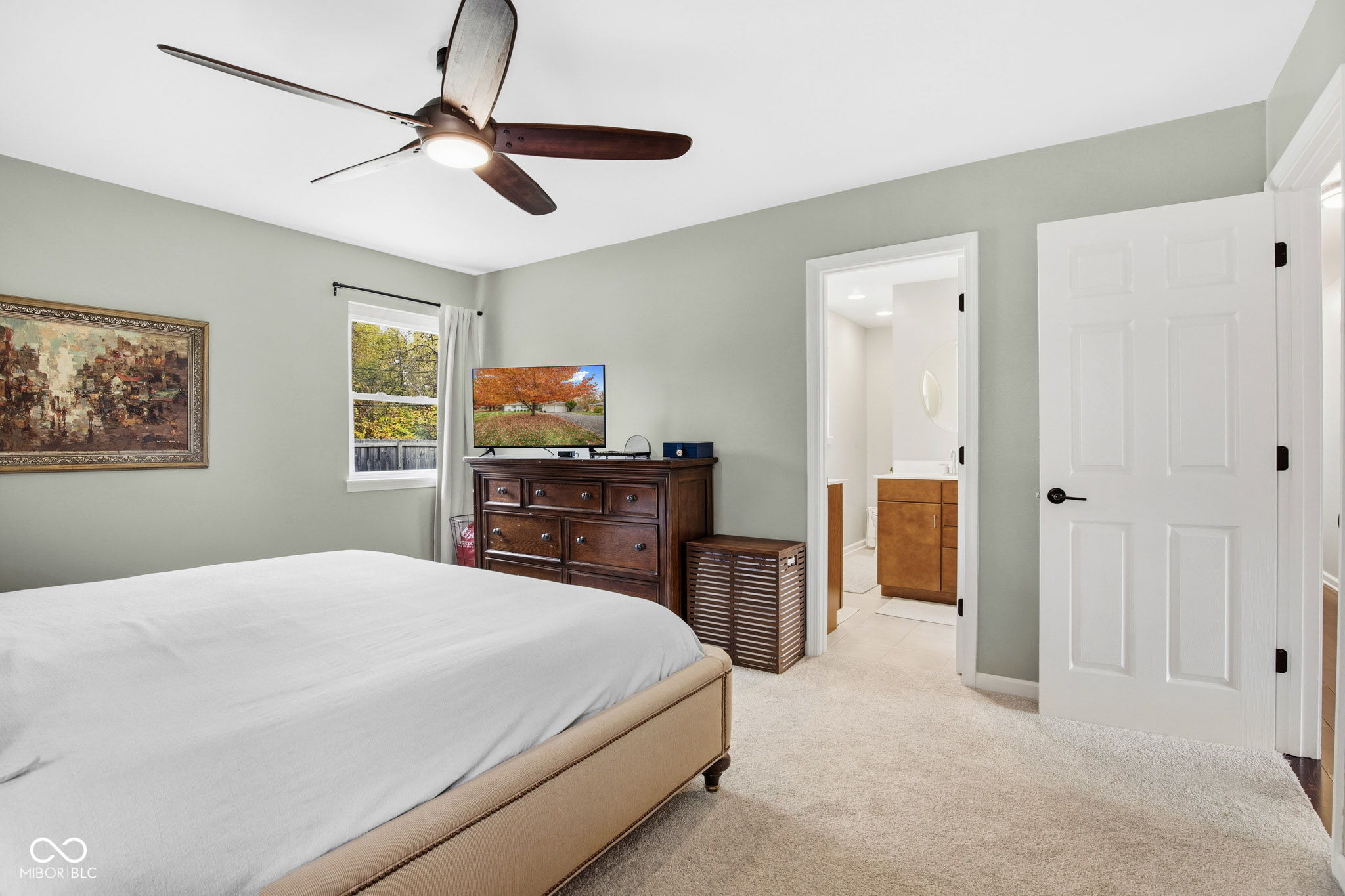 8607 N Washington Boulevard