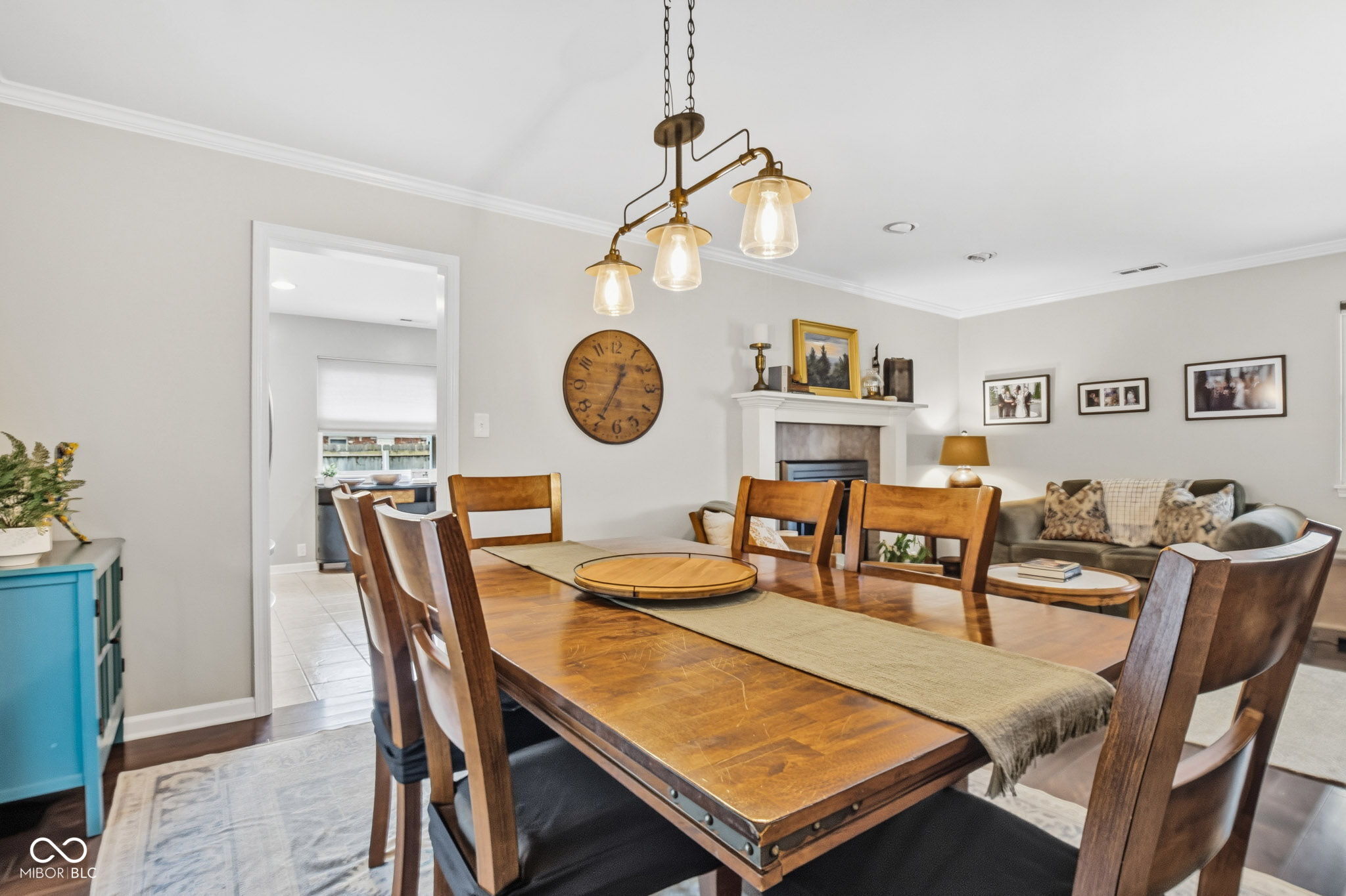 8607 N Washington Boulevard