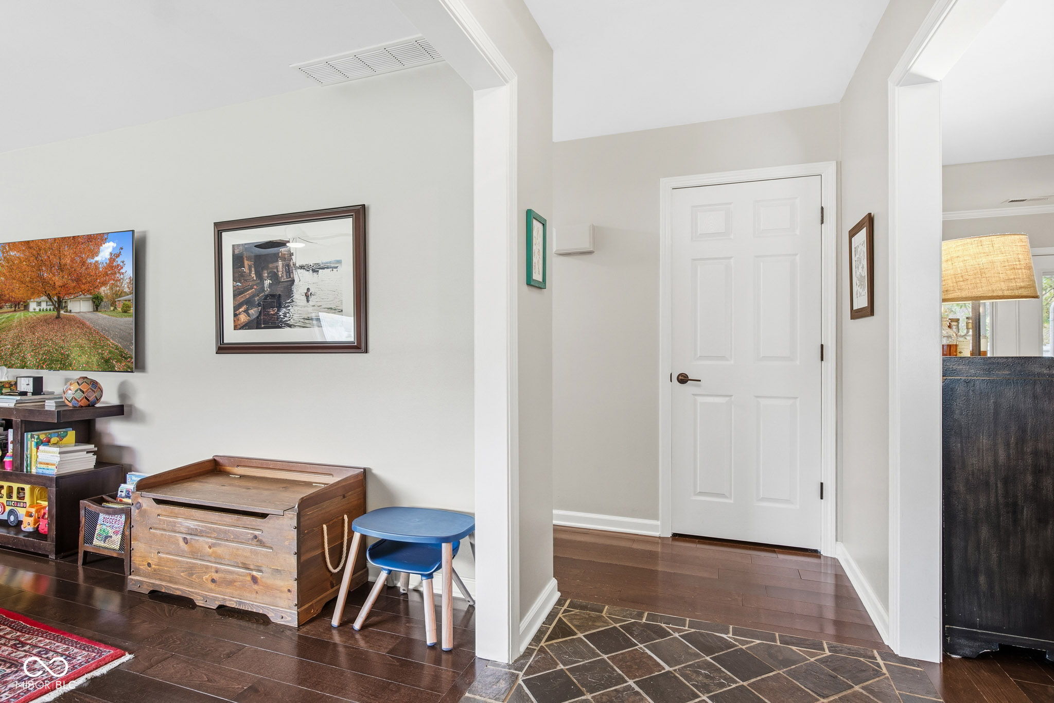 8607 N Washington Boulevard