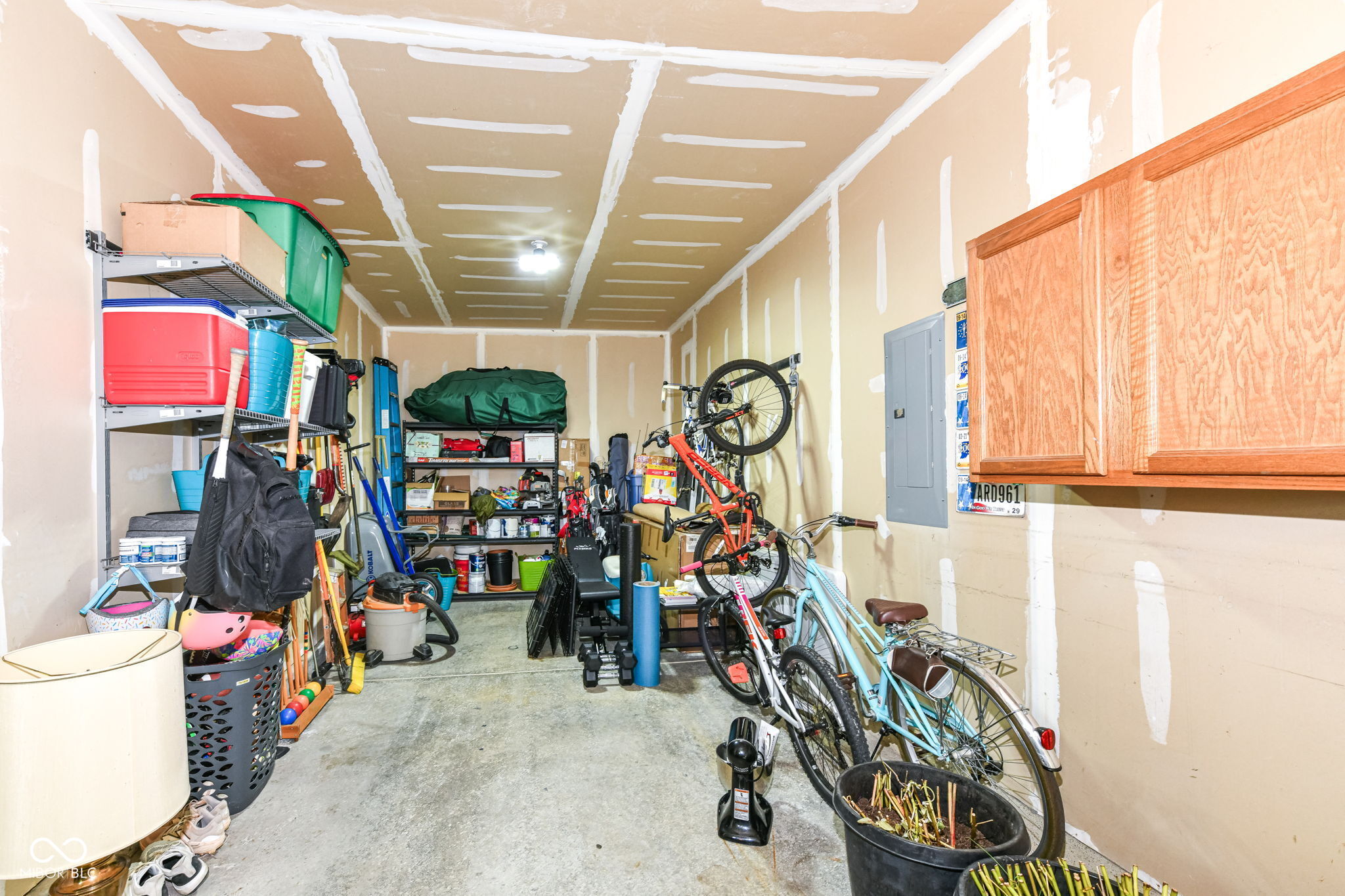 11046 Chapel Park Drive N