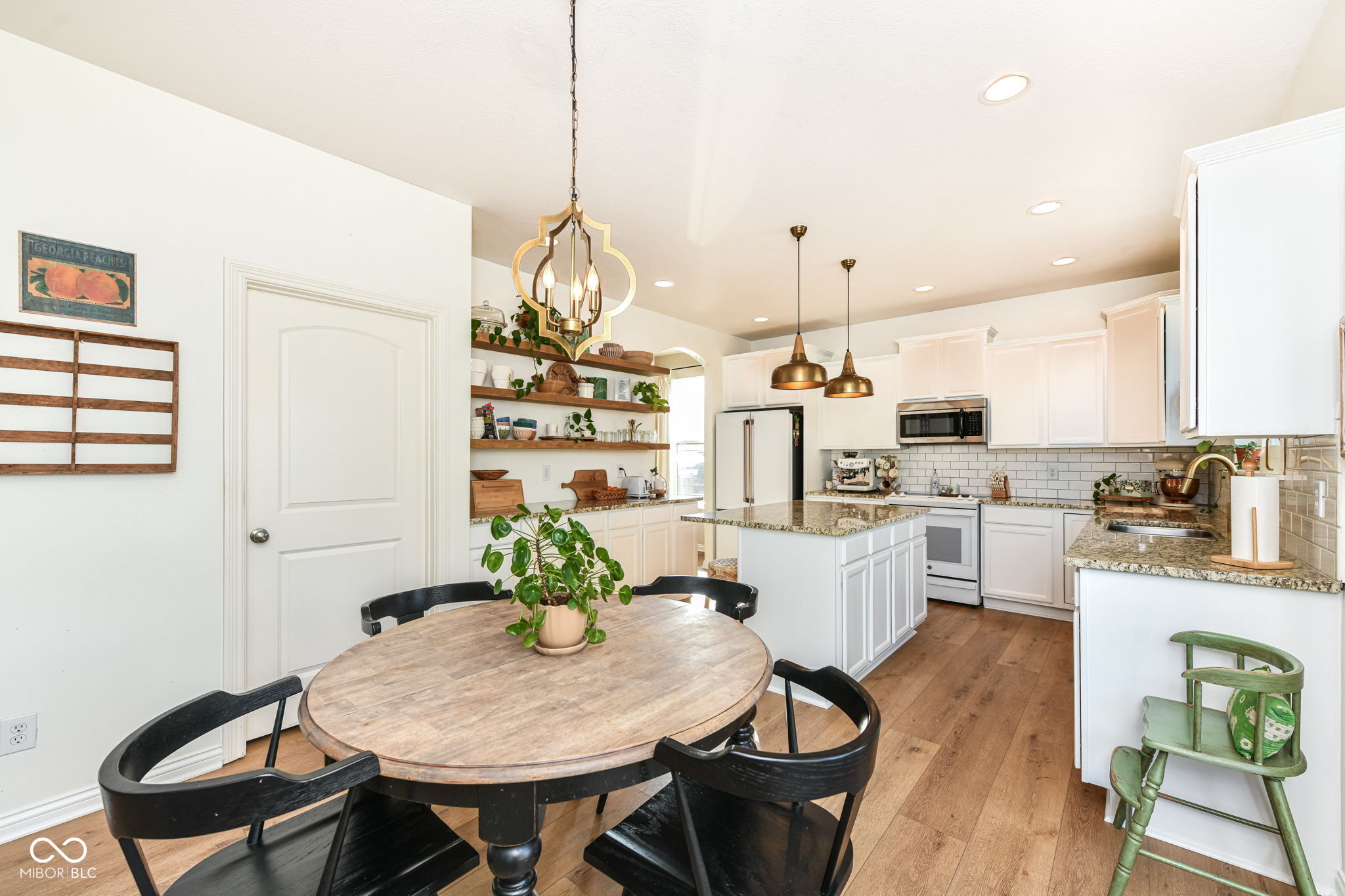 11046 Chapel Park Drive N